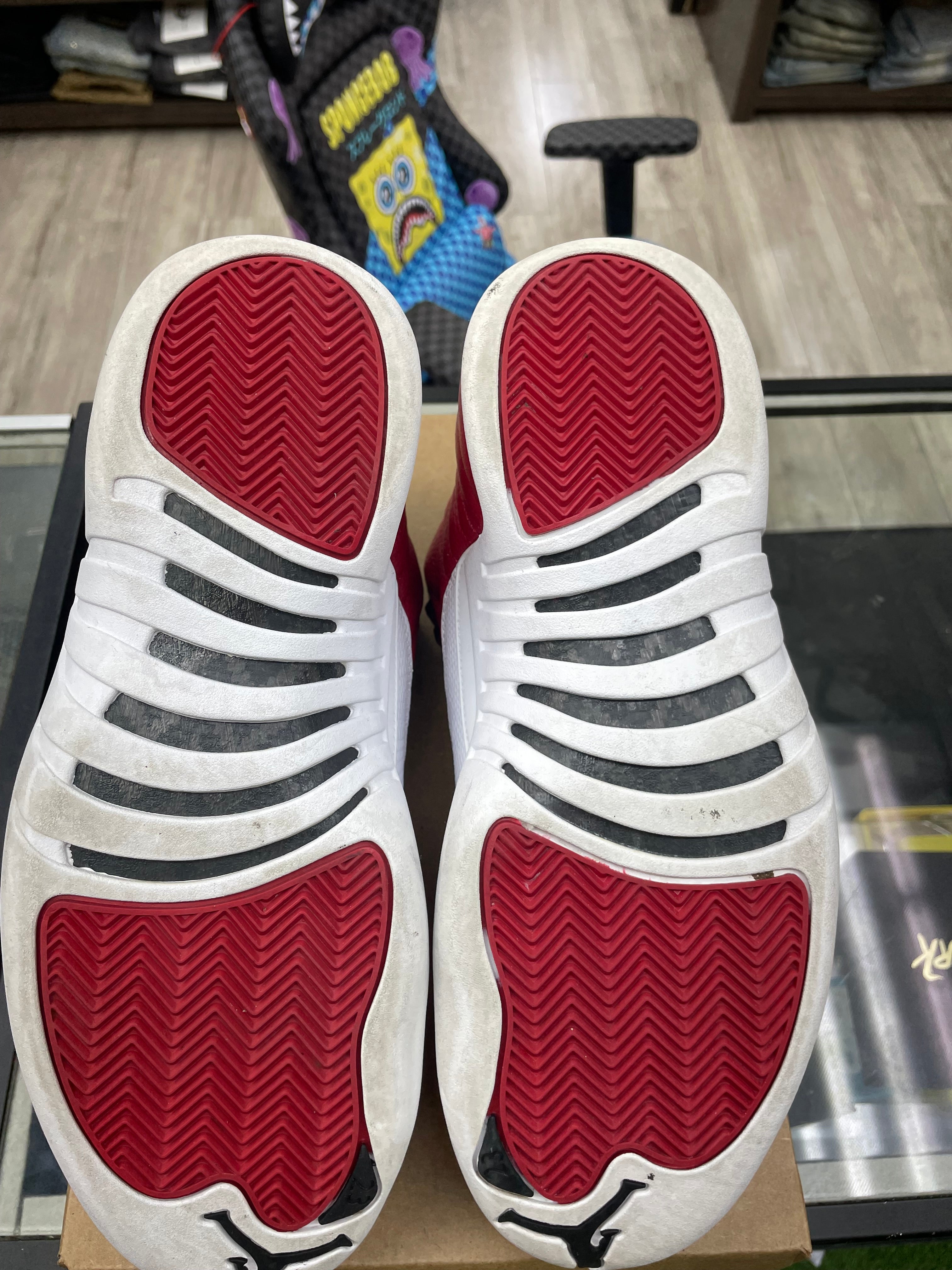 Air Jordan Retro 12 “Gym Red” *Size 9.5 Preowned* (130690-600)