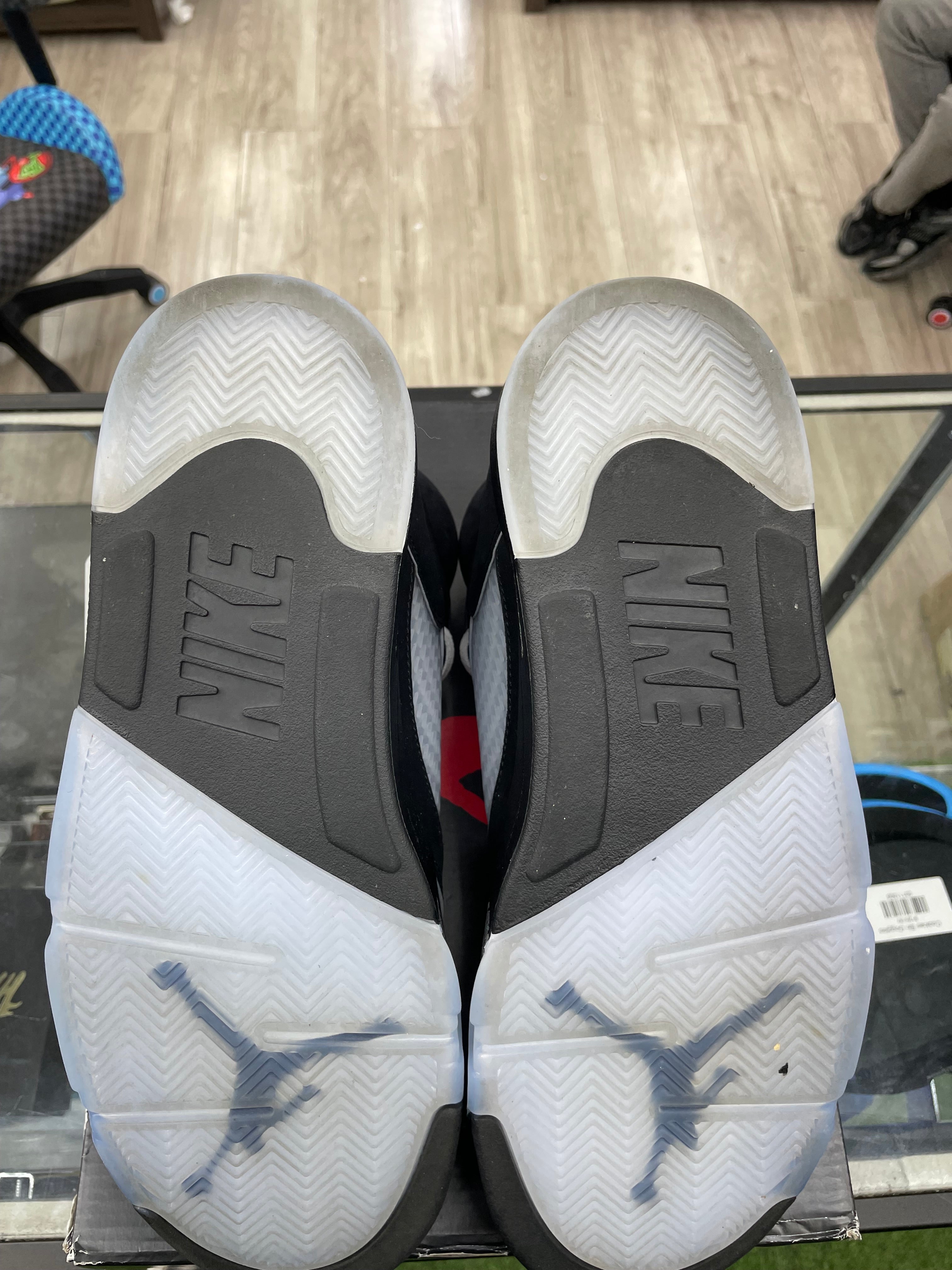 Air Jordan Retro 5 “Reverse Metallic” *Size 12 Preowned* (HF3975-001)