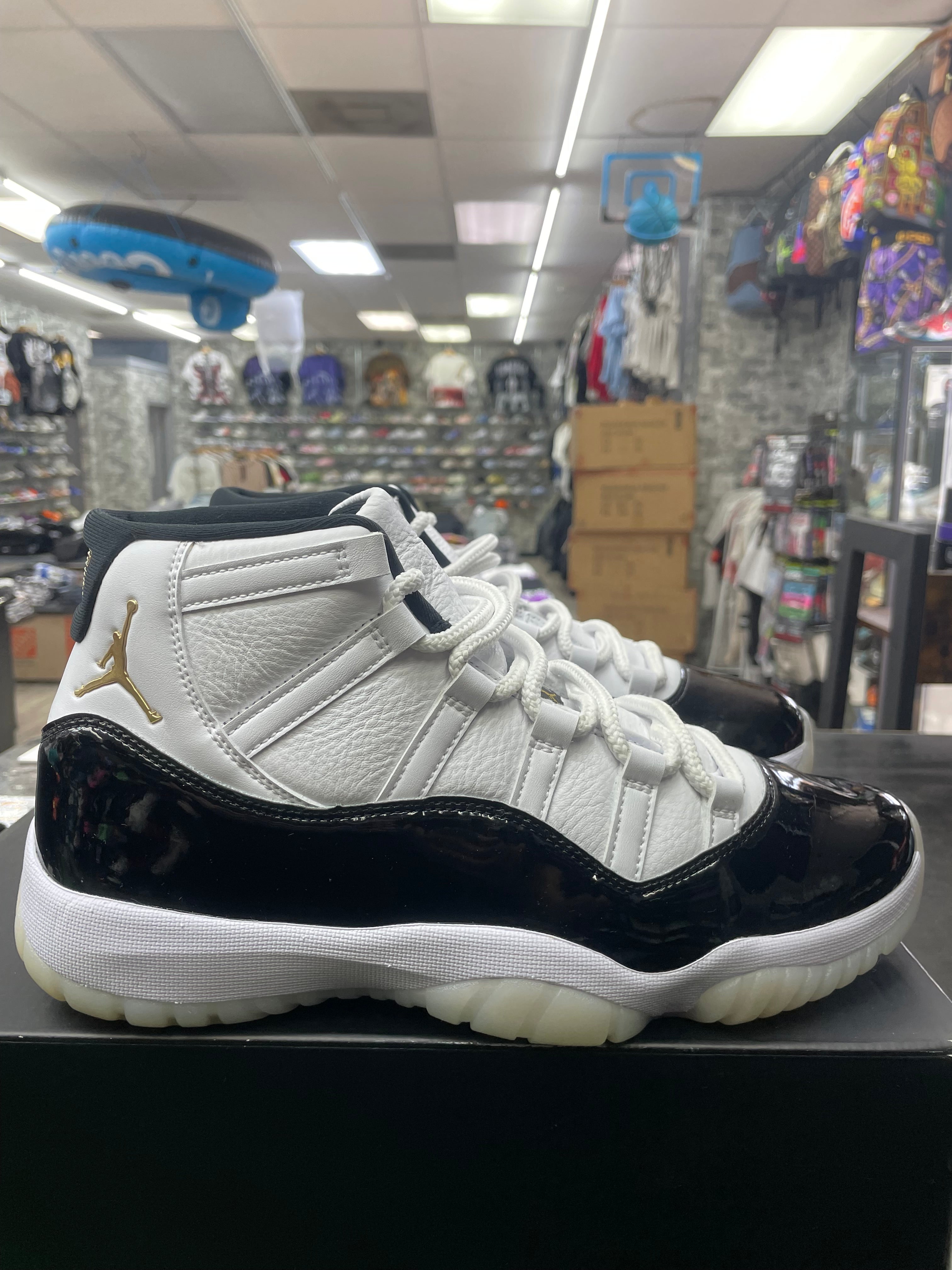 Air Jordan Retro 11 “Dmp Defining Moment” *Size 10 Preowned* (CT8012-170)