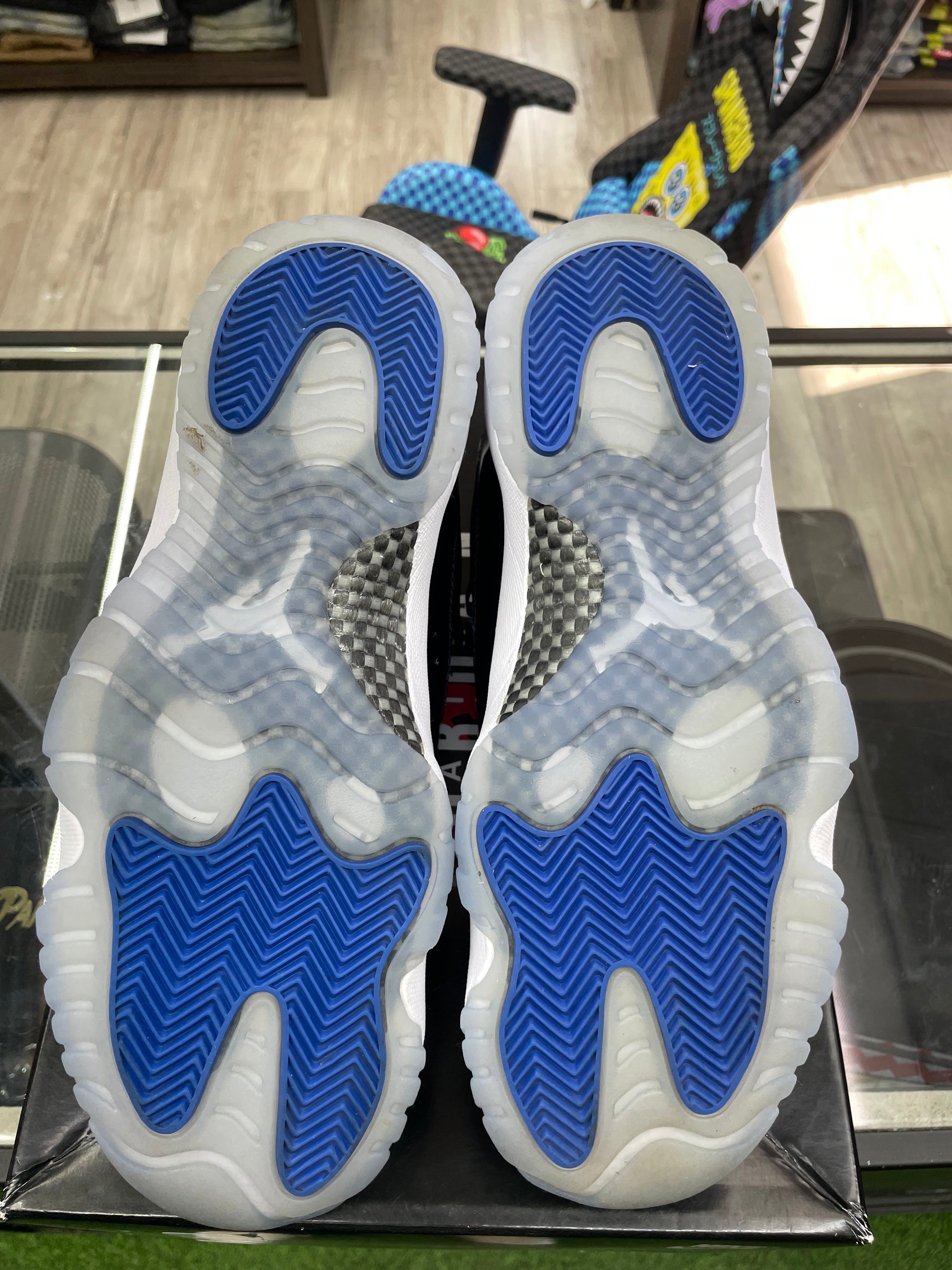 Air Jordan Retro 11 “Space Jam” *Size 10 Preowned* (FV5104-004)