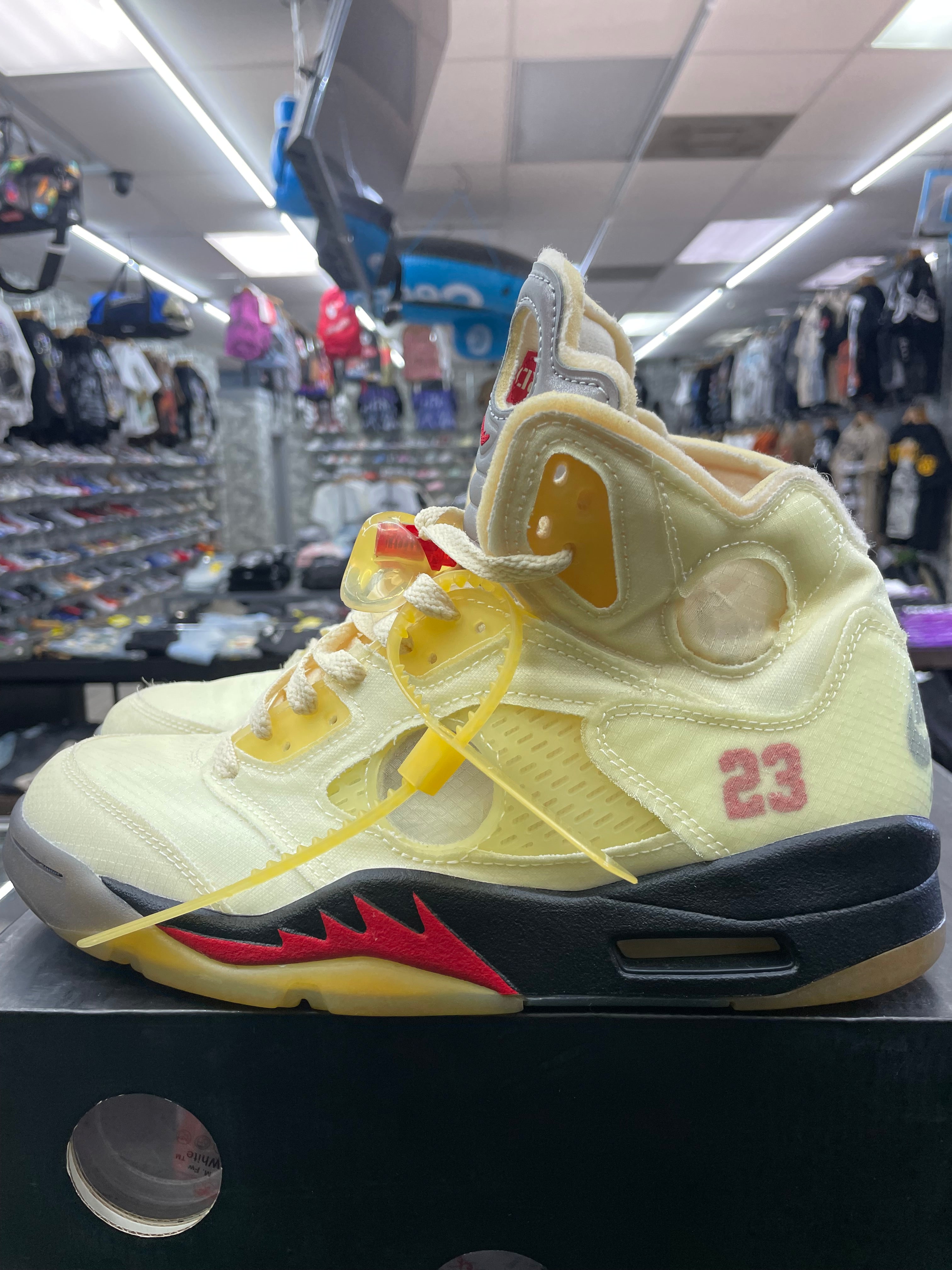Air Jordan Retro 5 “Off-White Sail” *Size 9 Preowned* (DH8565-100)