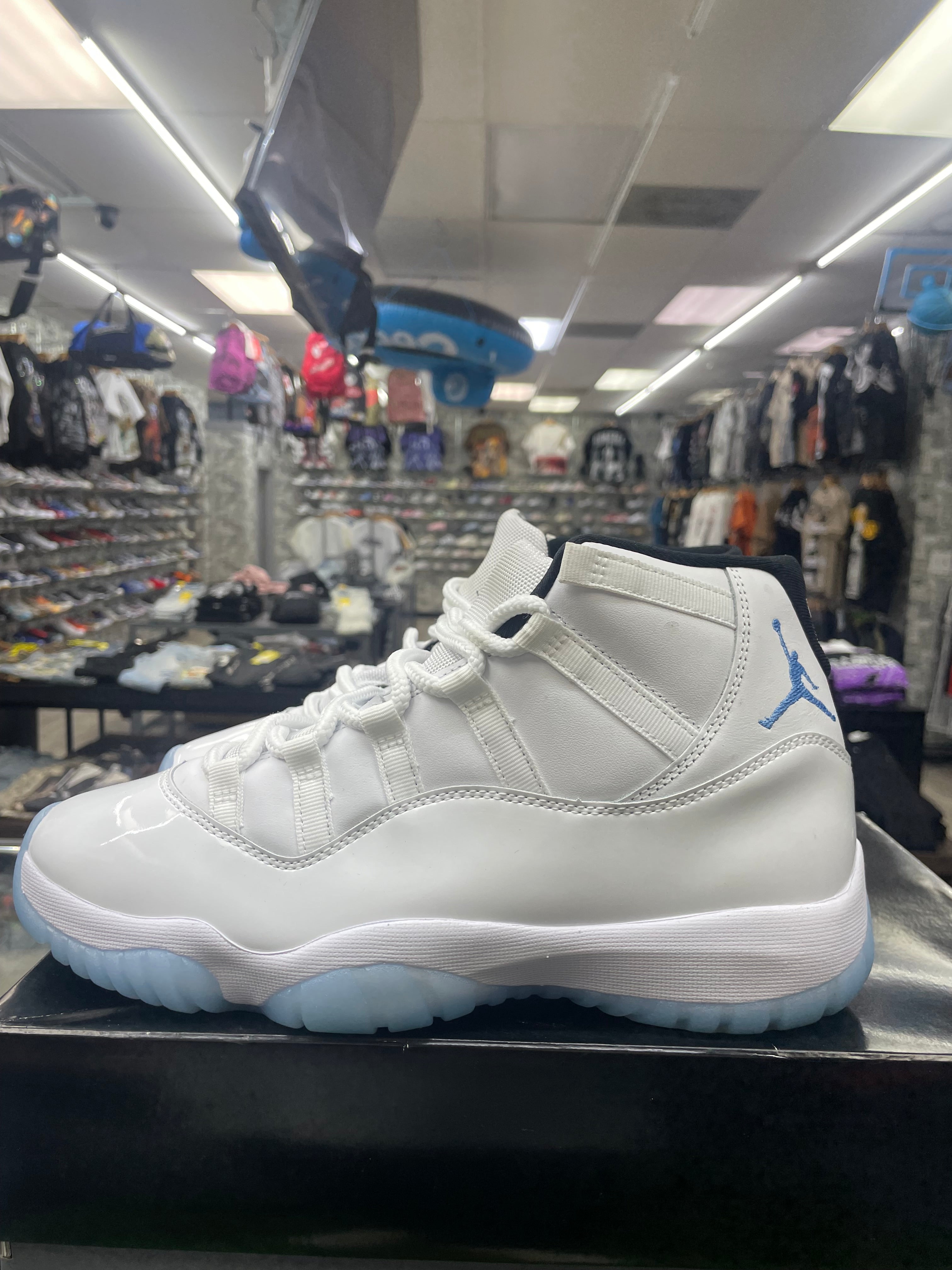 Air Jordan Retro 11 “Legend Blue” *Size 9 Preowned*(CT8012-104)
