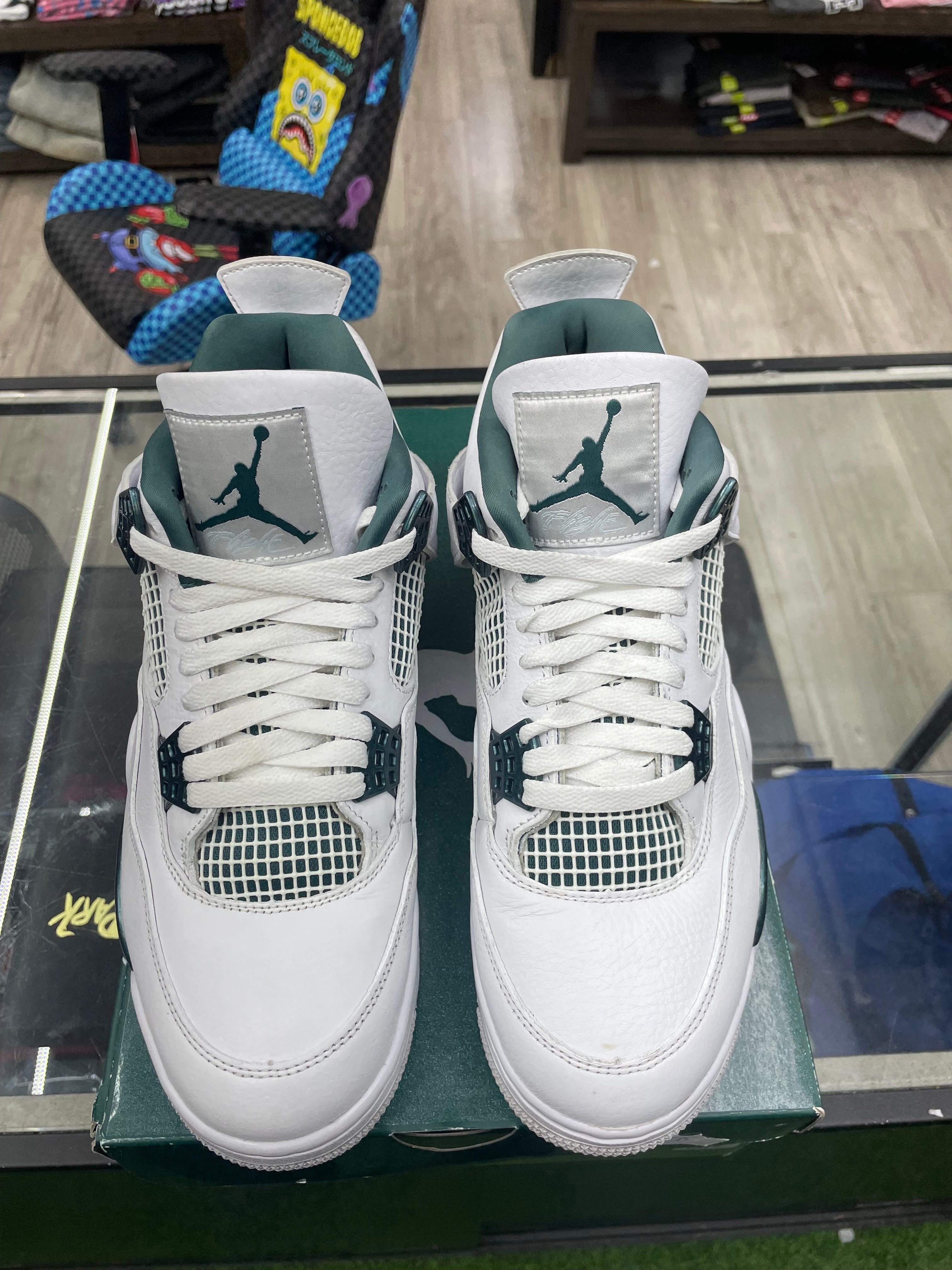 Air Jordan Retro 4 “Oxidized Green” *Size 9 Preowned*