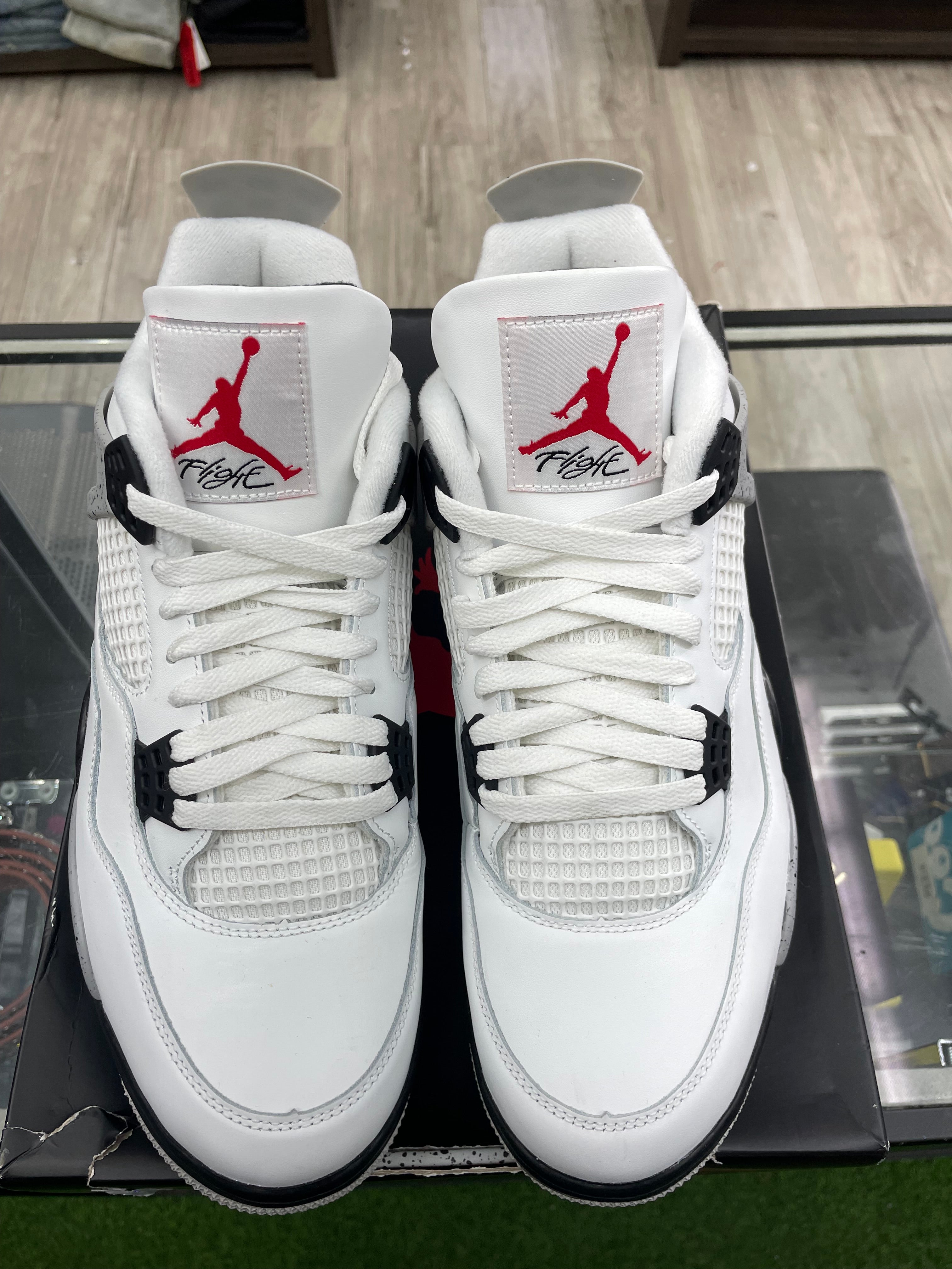 Air Jordan Retro 4 “White Cement” *Size 12 Preowned*