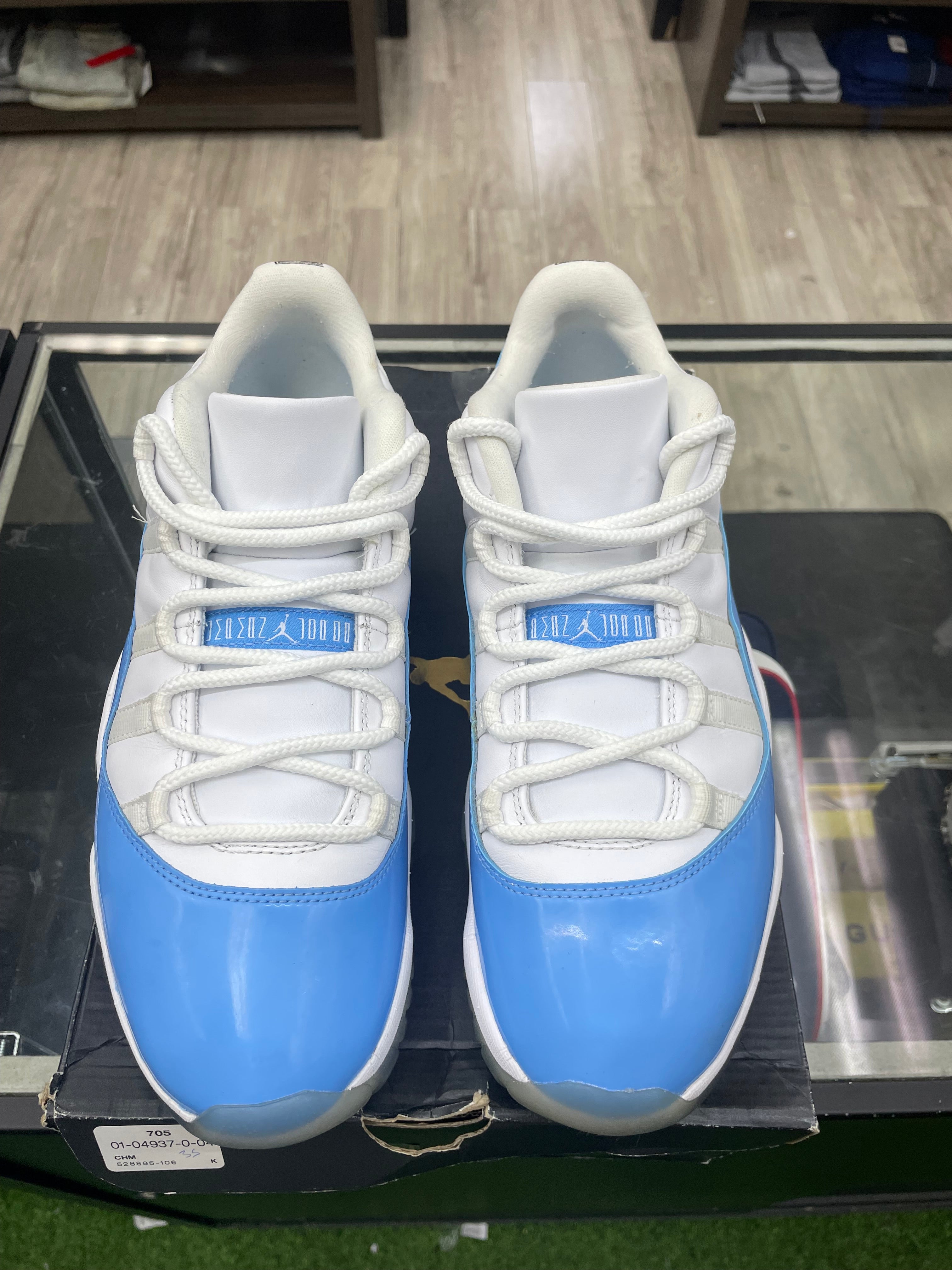 Air jordan About Retro 11 “University Blue” *Size 10 Preowned*