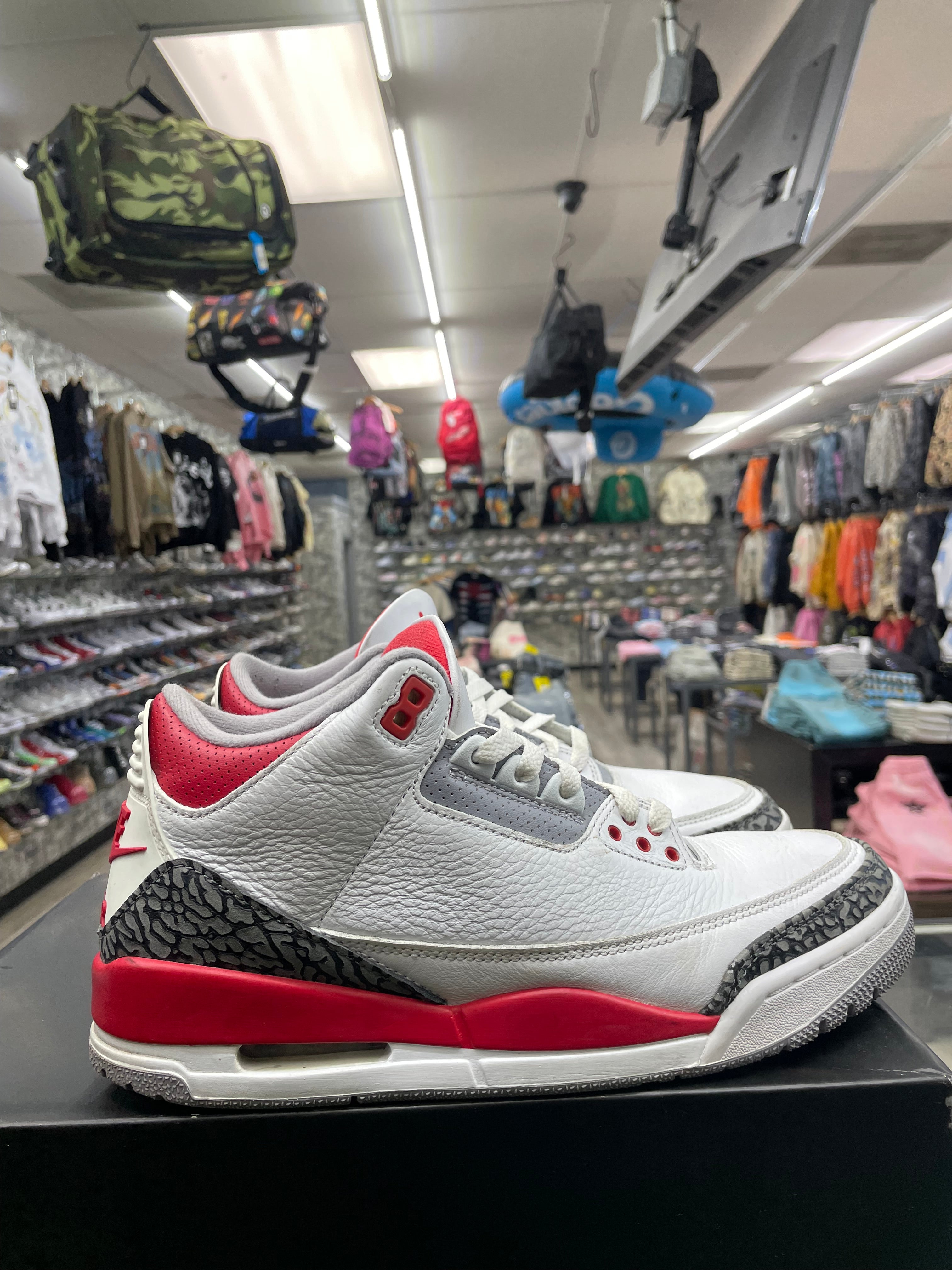 Air Jordan Retro 3 “Fire Red” *Size 9.5 Preowned*