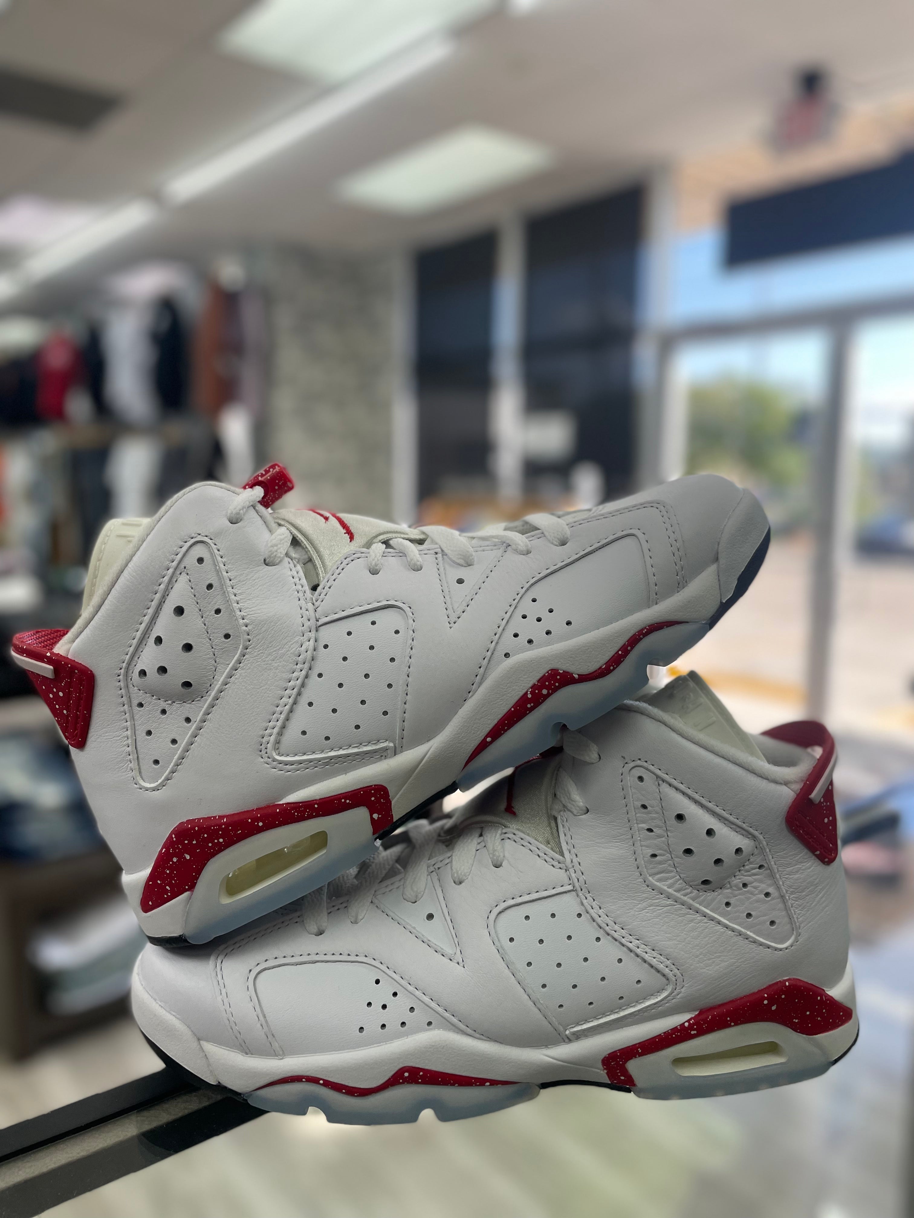 Air Jordan Retro 6 