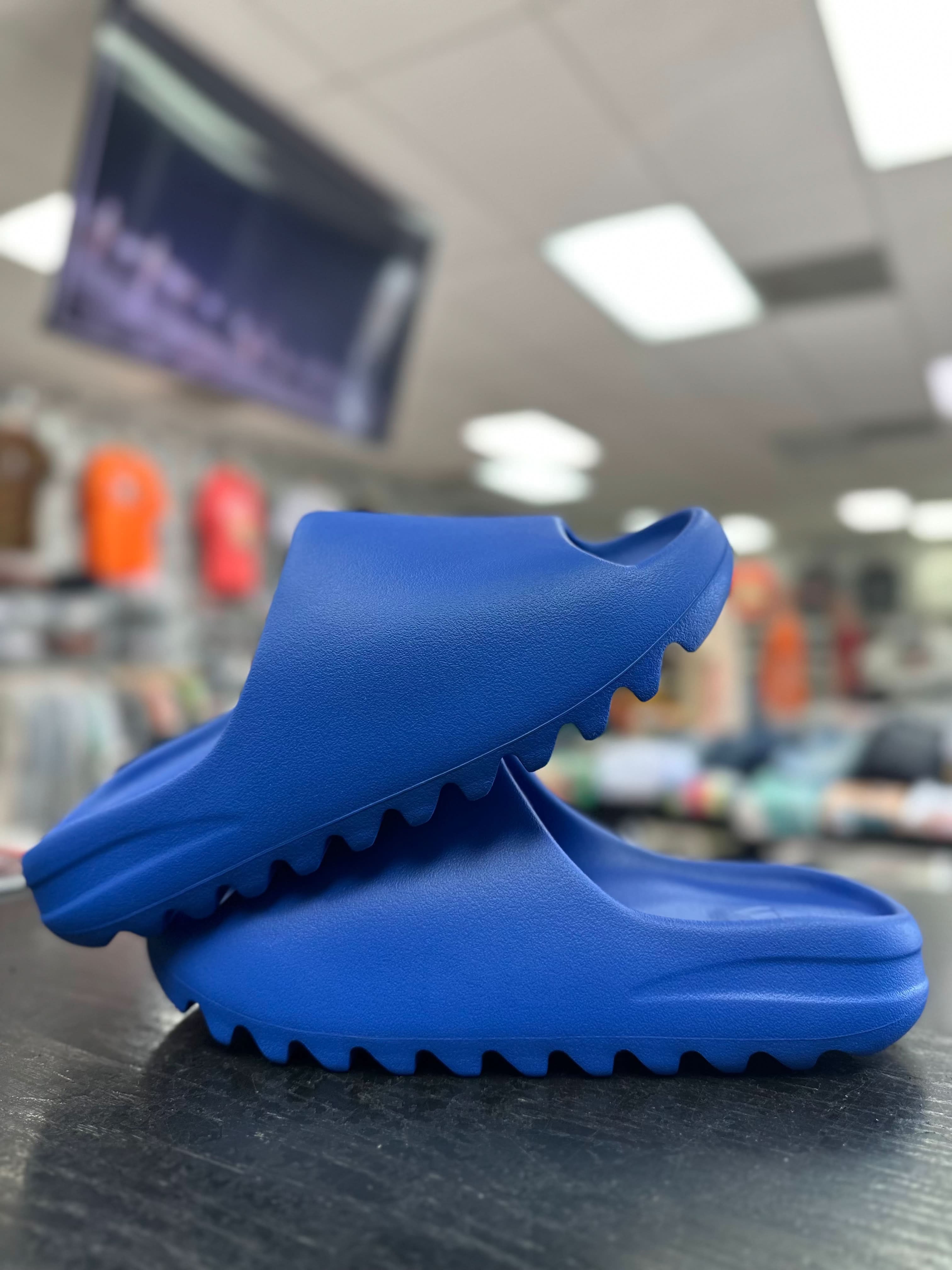 Yeezy Slide "Azure"