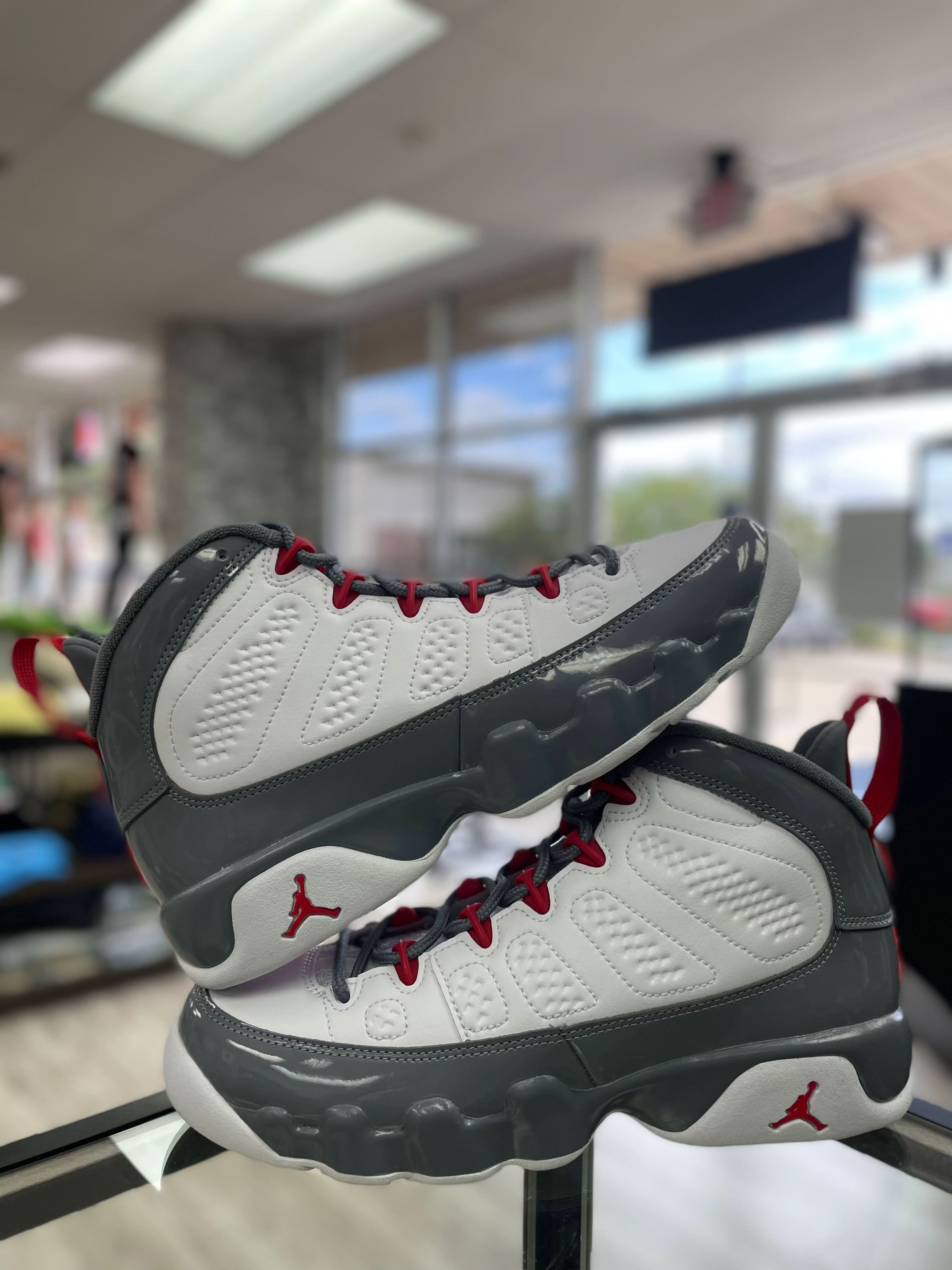 Air Jordan Retro 9 "Fire Red"(GS)