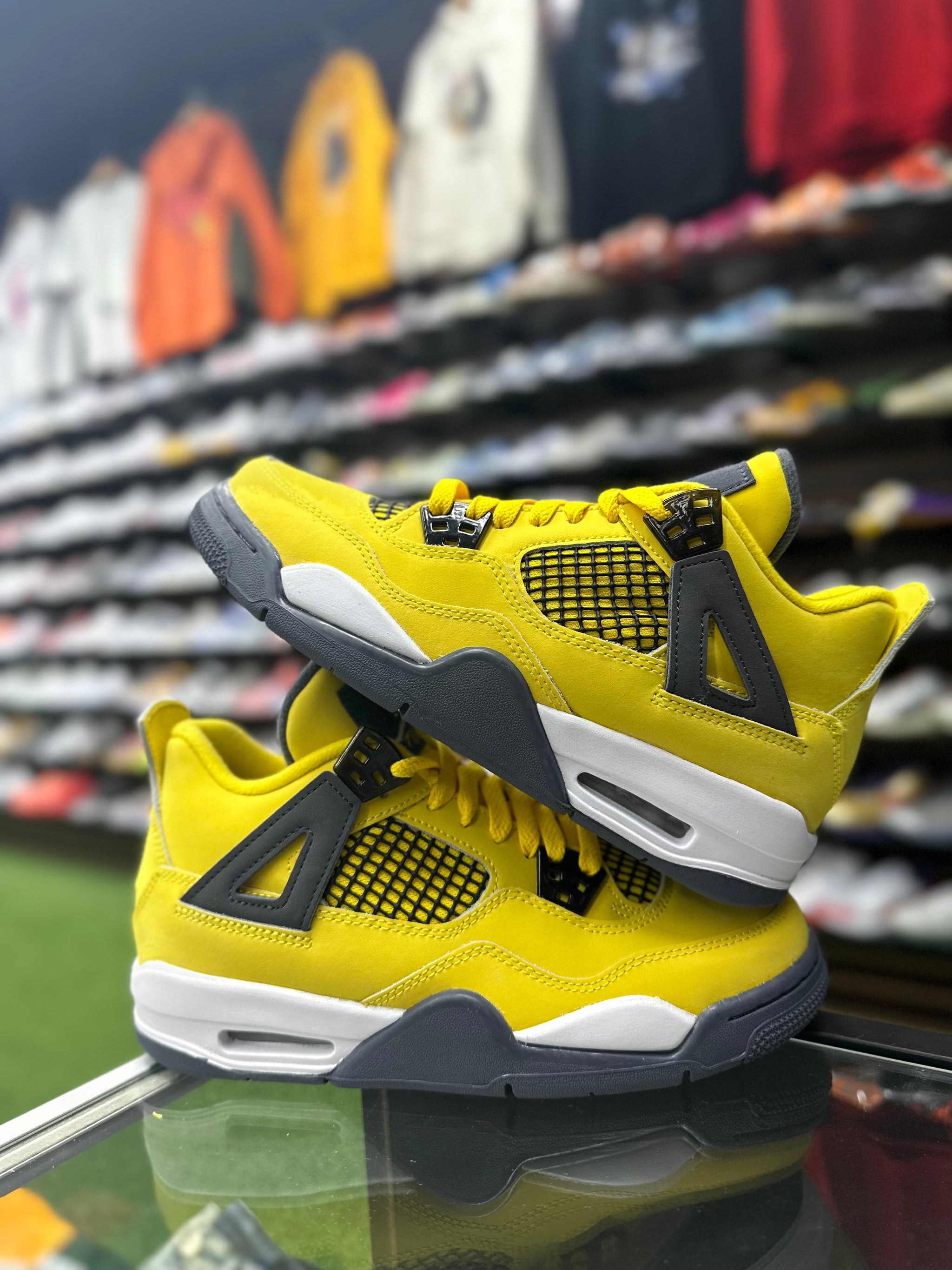 Air Jordan Retro 4 Lightning GS