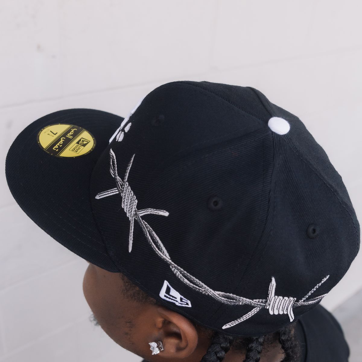 Love Sucks "BARBWIRE FITTED" (BLACK)