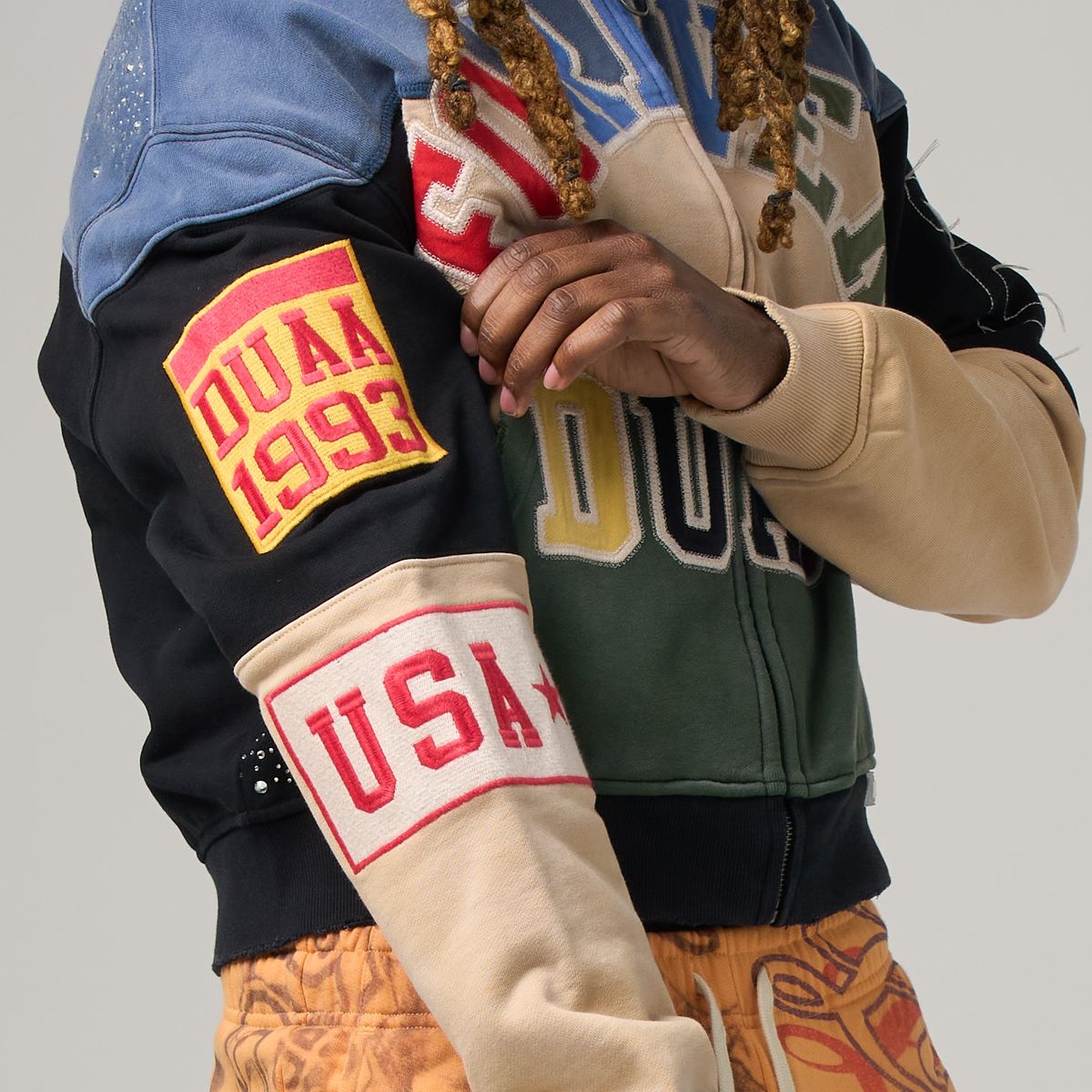 Duaa "COLLEGE HOODIE ZIP-UP"