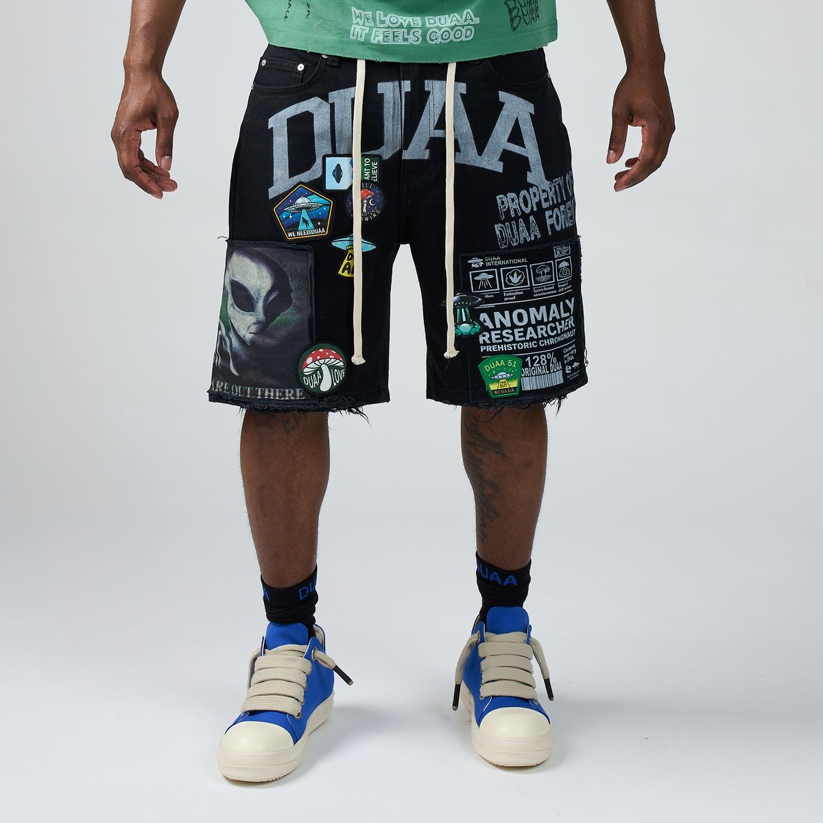 Duaa “UFO BLACK SHORT" Shorts