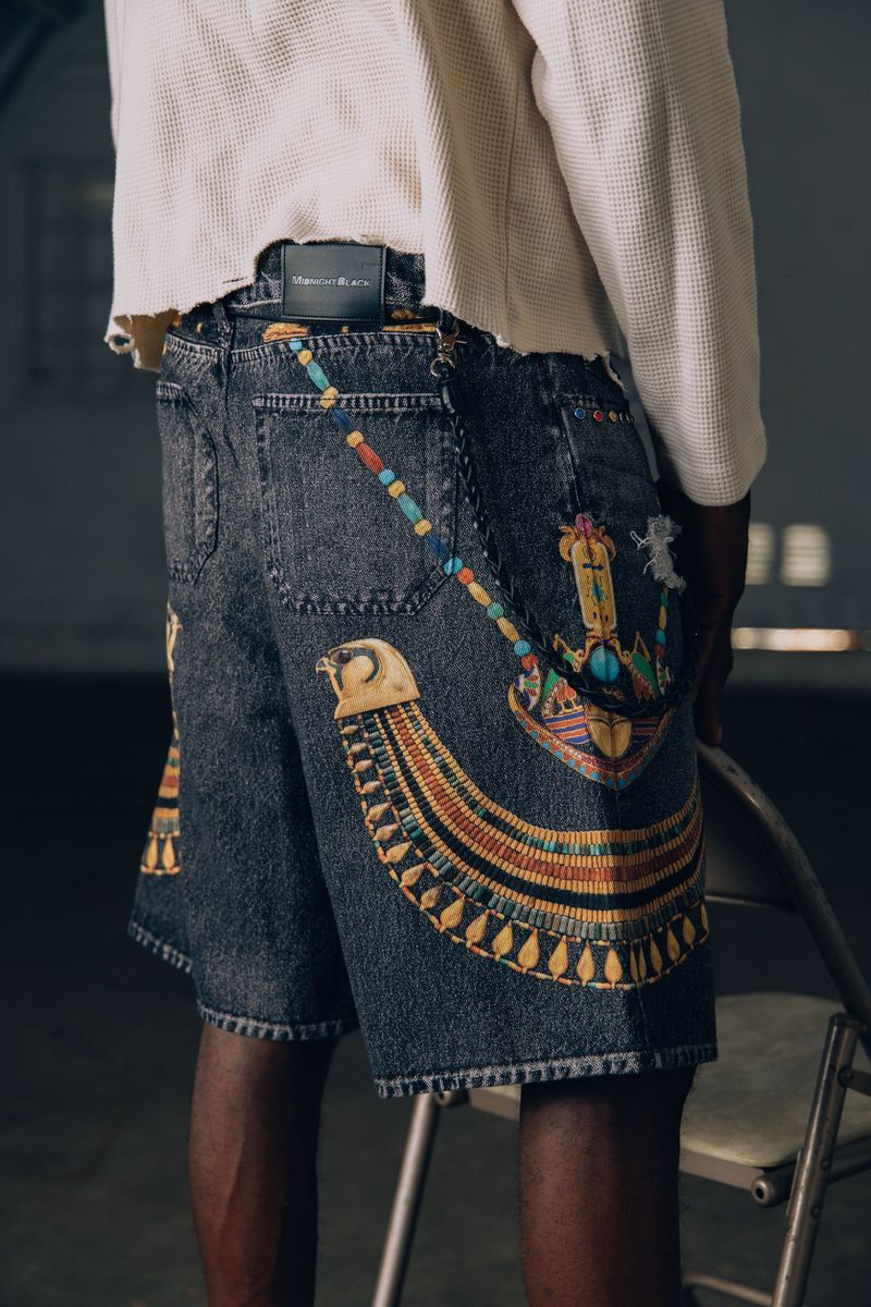 Midnight Black "PHARAOH WASHED BLACK SHORT"