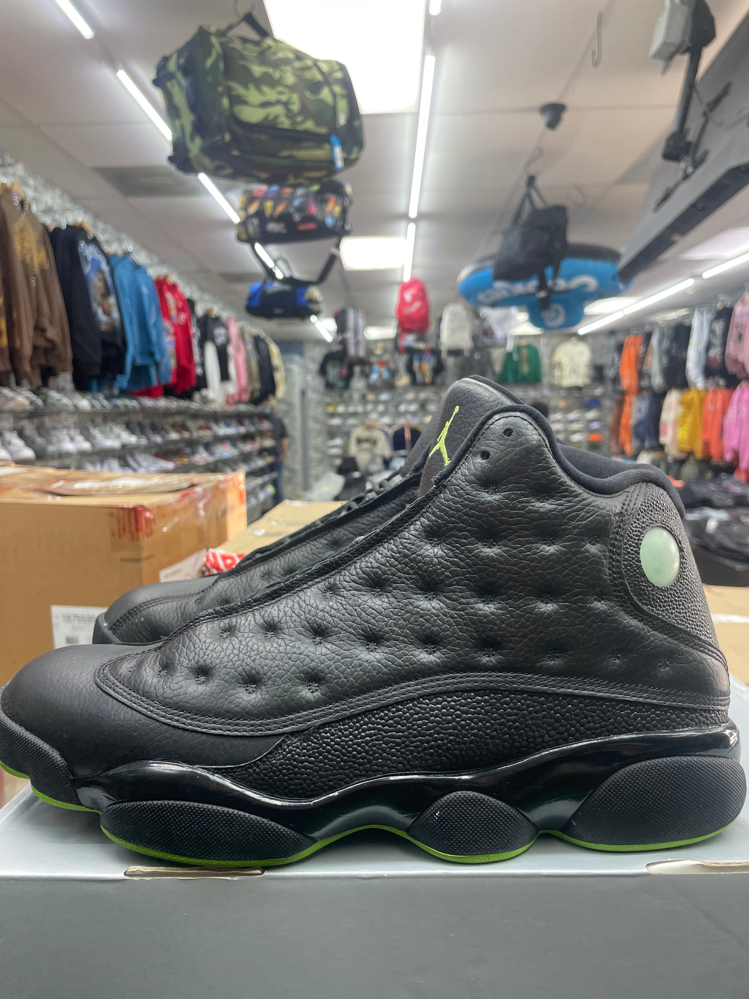 Air Jordan Retro 13 “Altitude ” *Size 12.5 Preowned*