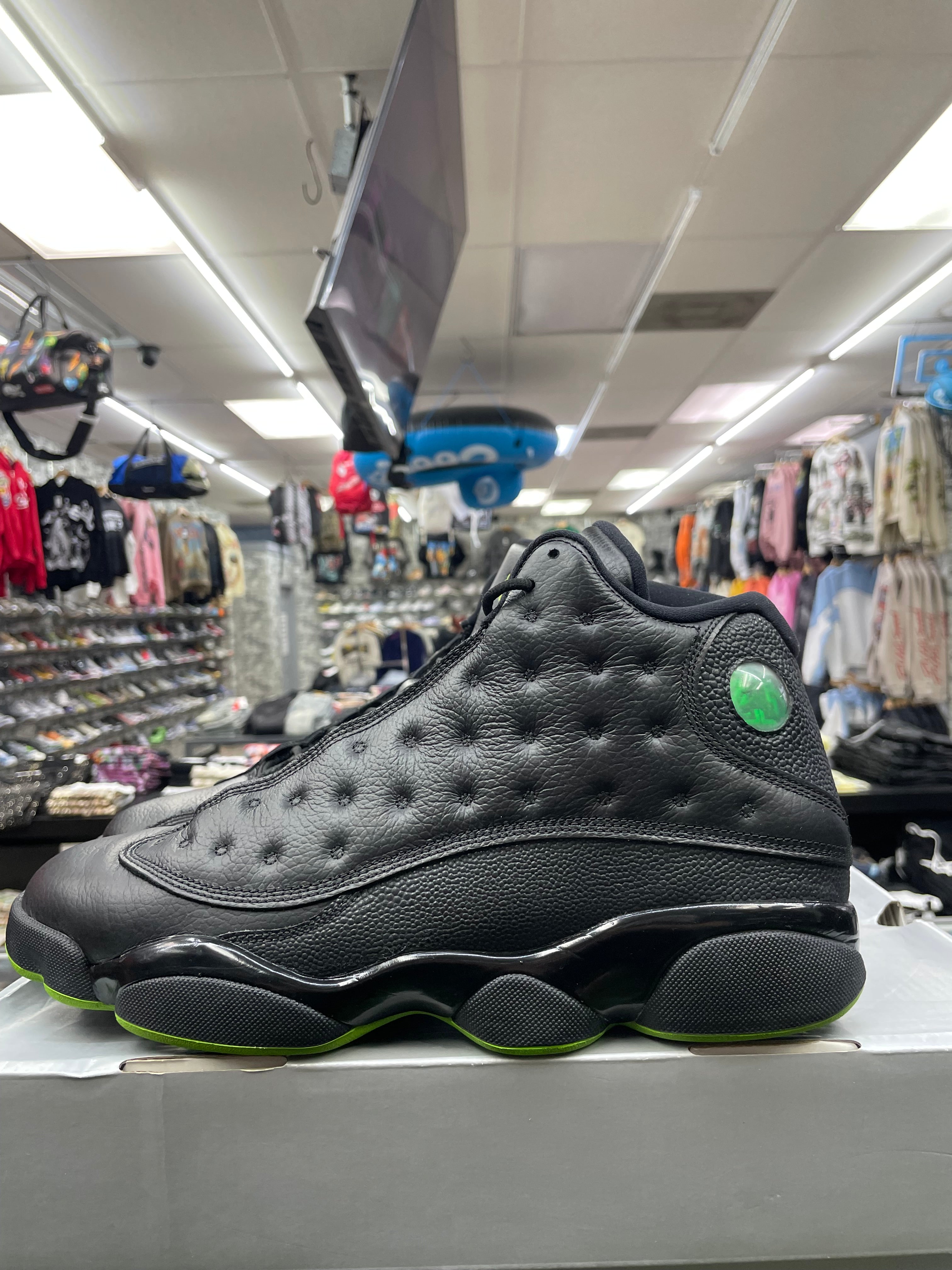 Air Jordan Retro 13 “Altitude” *Size 10.5 Preowned*