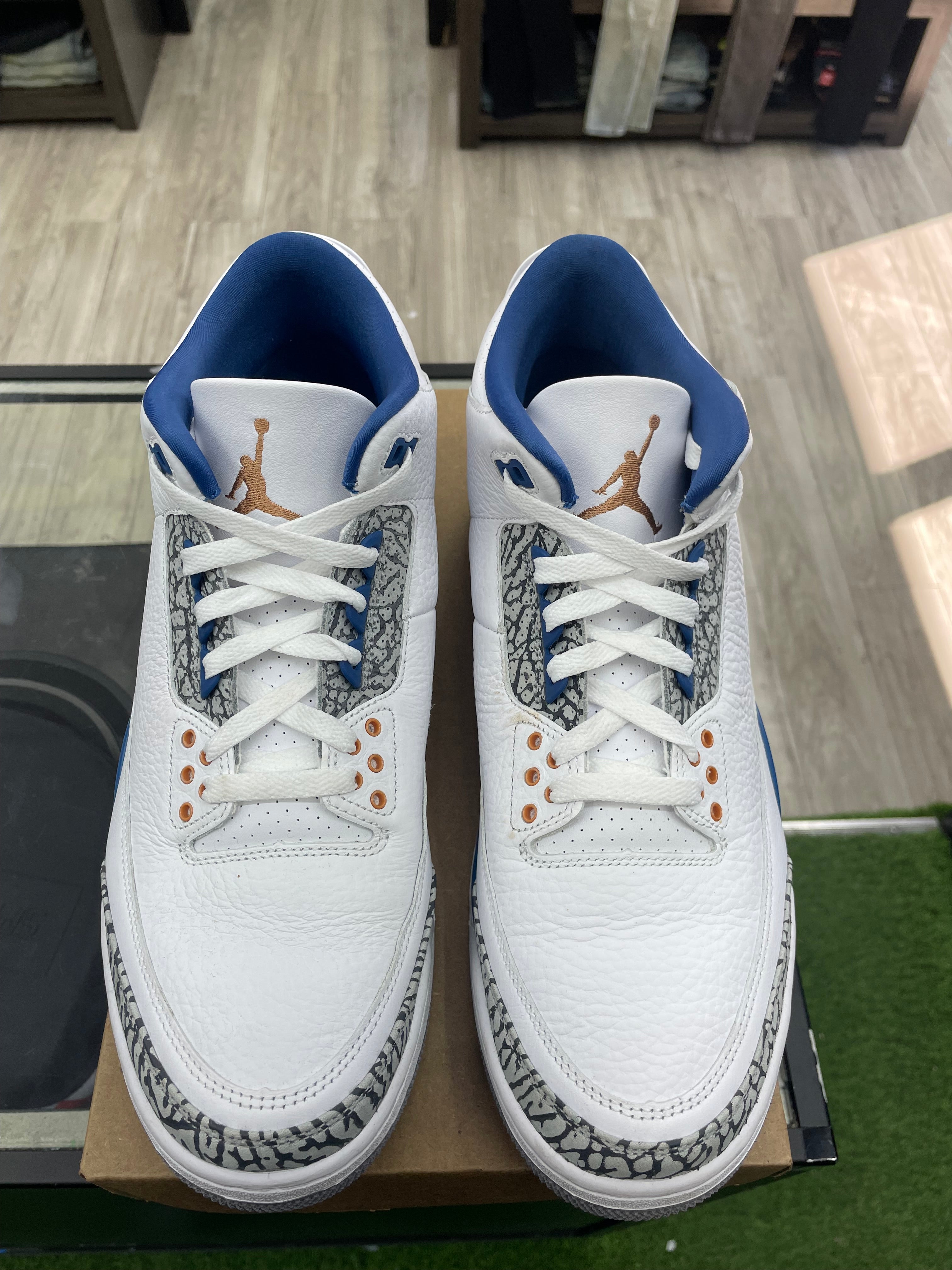 Air Jordan Retro 3 “Wizards” *Size 12.5 Preowned* (CT8532-148)