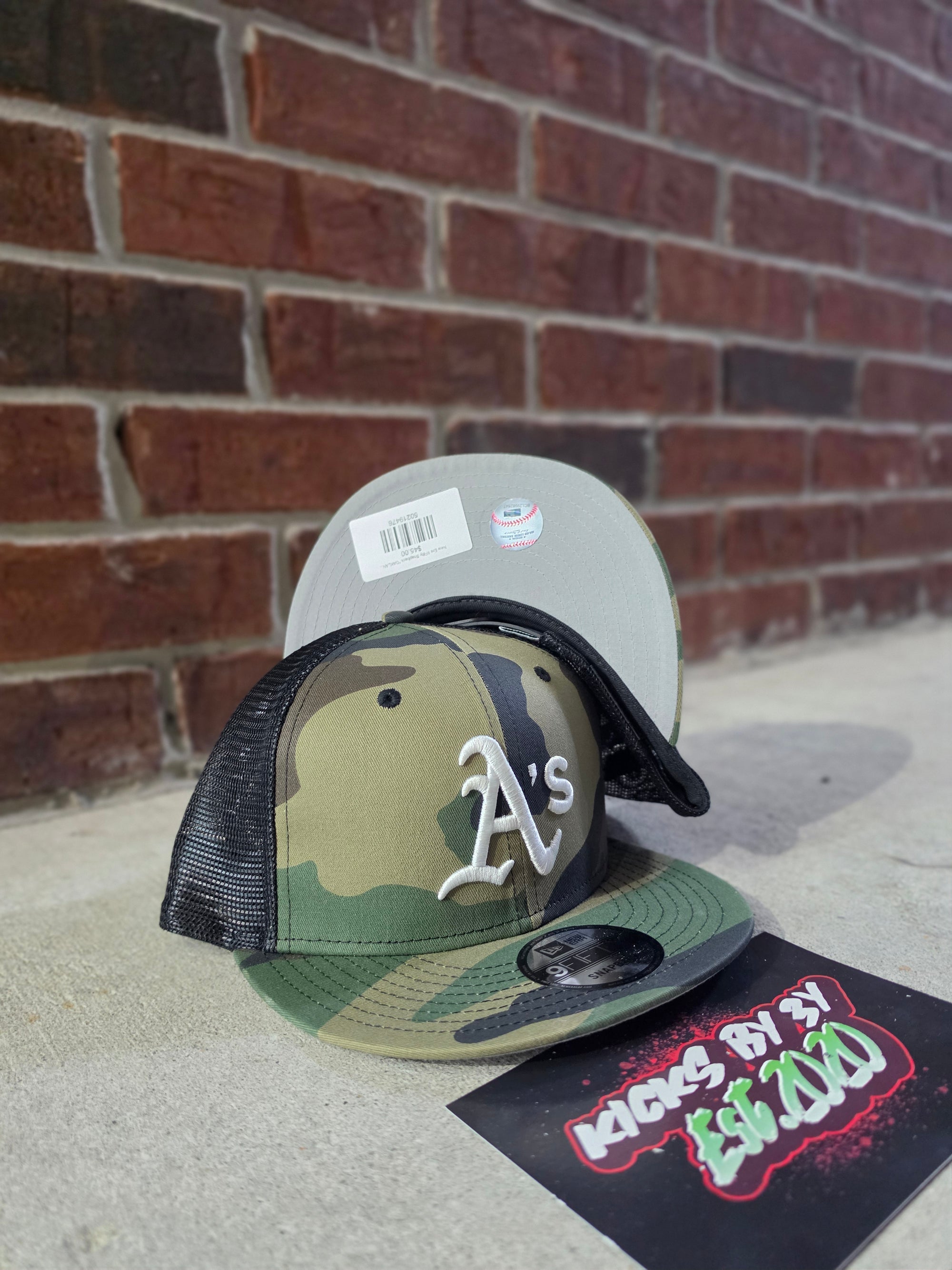 New Era 9Fifty Snapback "OAKLAND ATHLETICS" CAMO TRUCKER 60402088