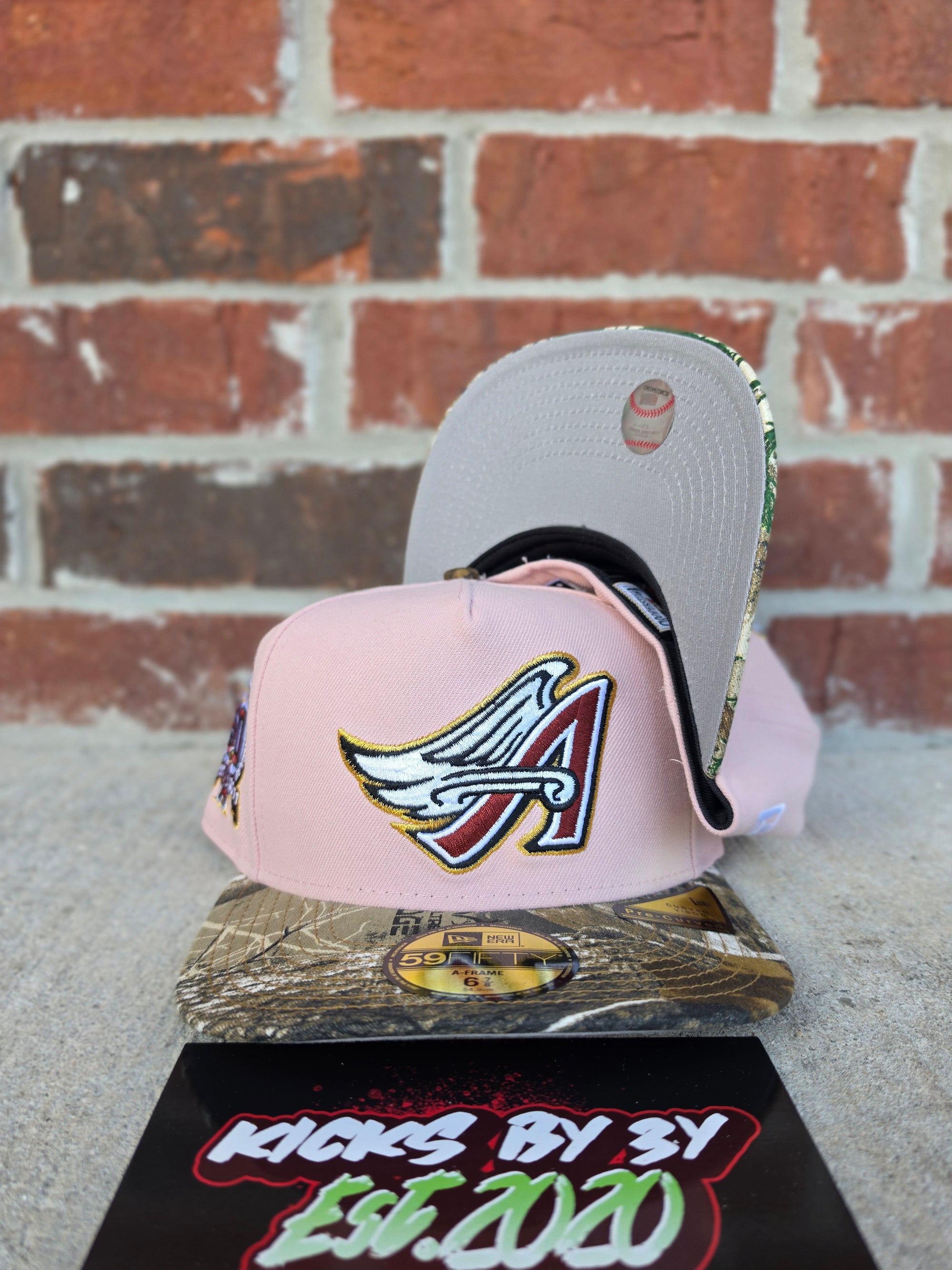 New Era 59Fifty Fitted A-Frame "Anaheim Angels" 50th Anniversary Pink/Camo