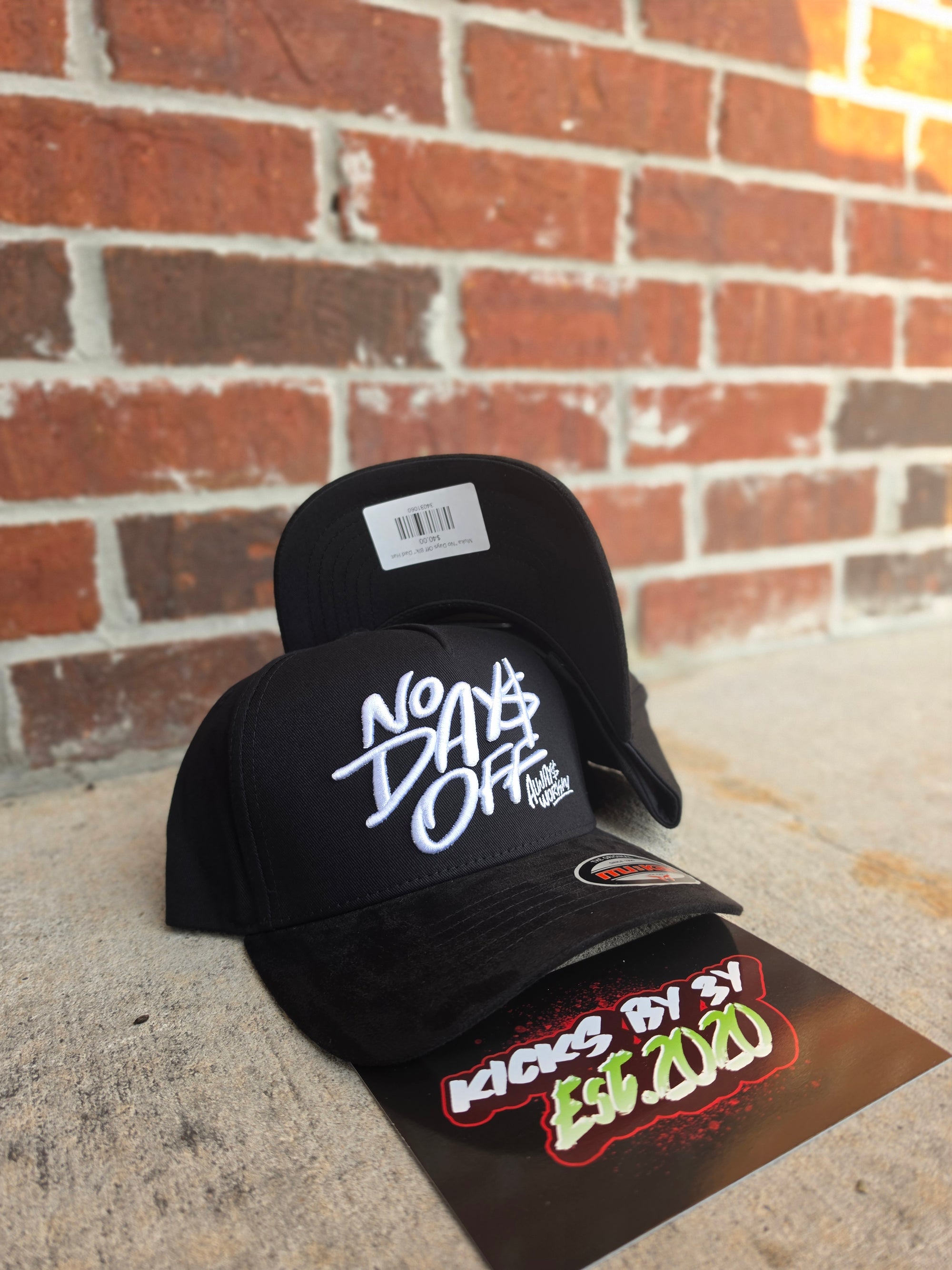 Muka "No Days Off Blk" Dad Hat