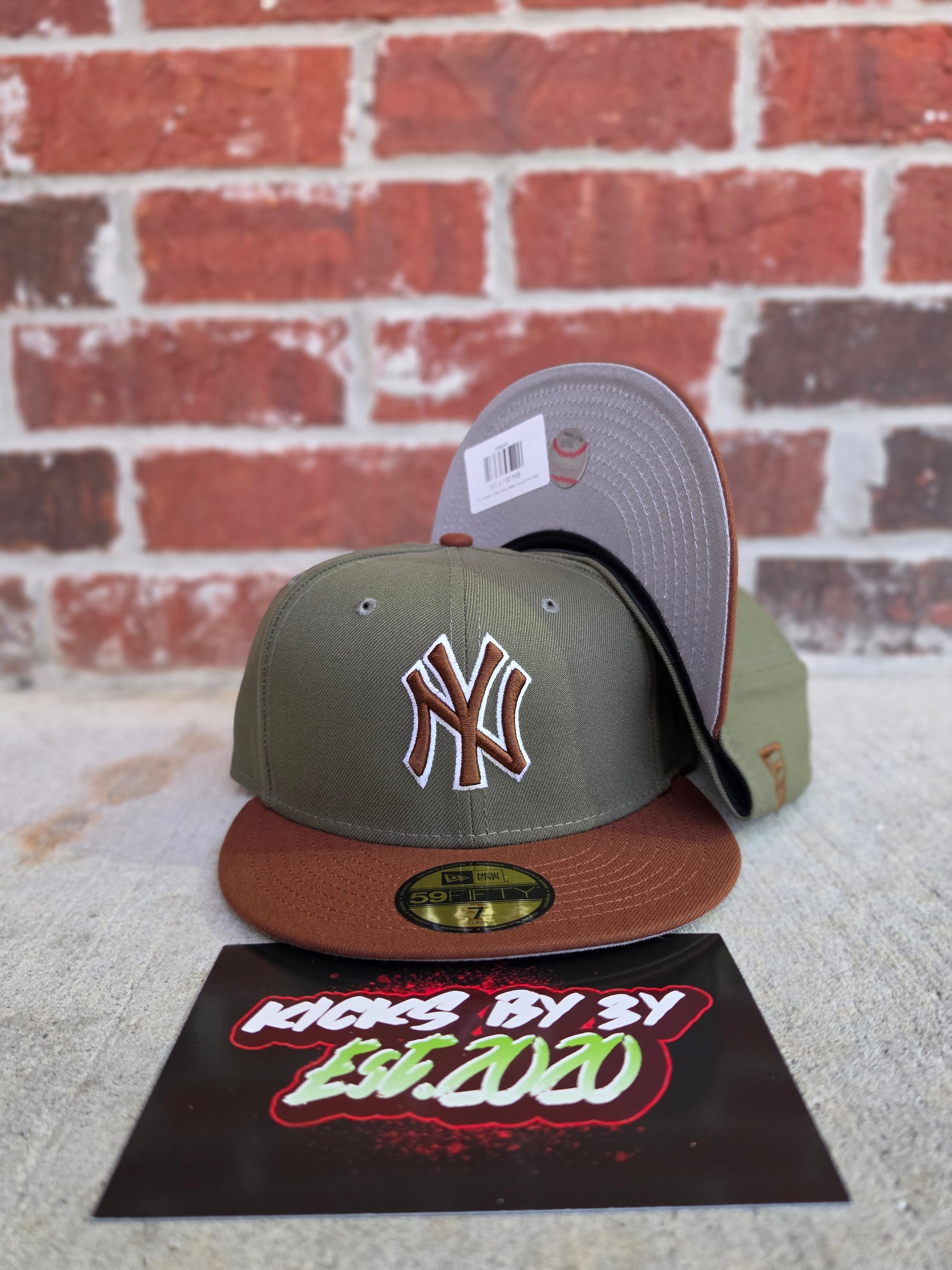 New Era 59Fifty Fitted "New York Yankees" 6090377 Brown/Olive