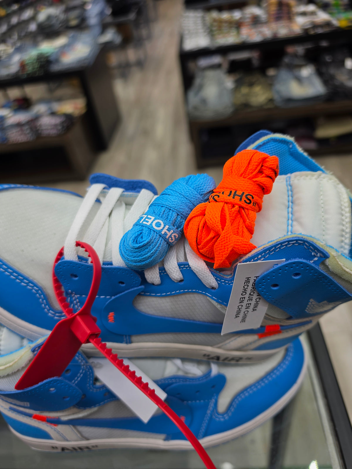 Air Jordan 1 x OFF WHITE "WHITE UNIVERSITY BLUE" AQ0818-148