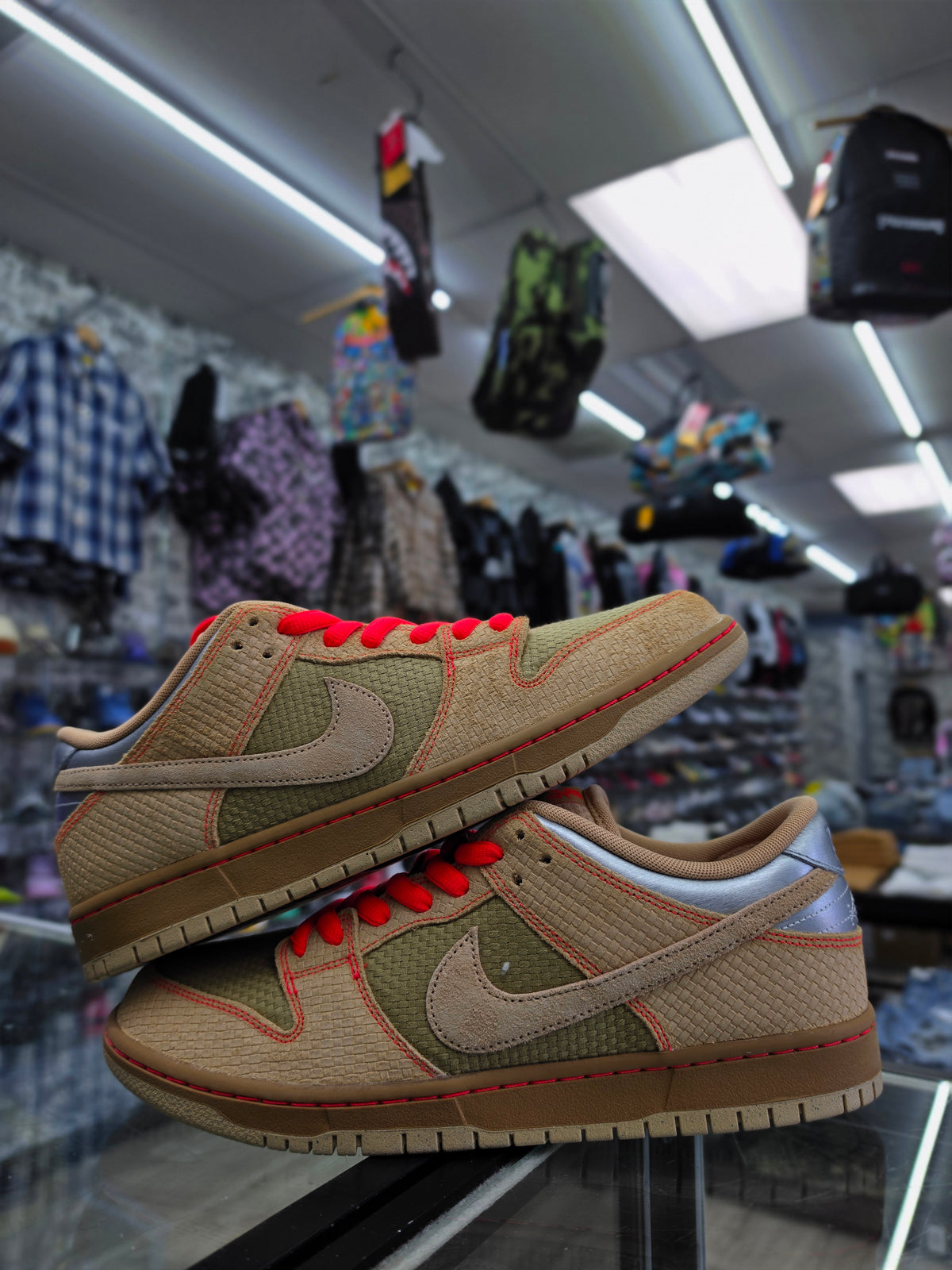 Nike Dunk Low PRO SB "SOM TUM" IB6206-701