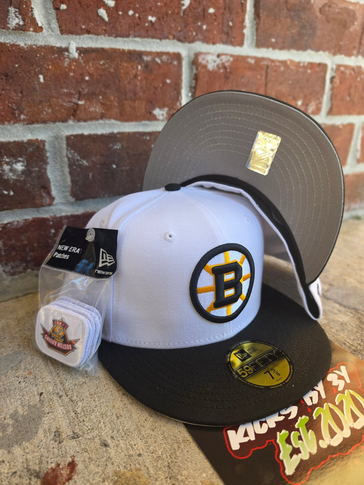 New Era 59Fifty Fitted  "Boston Bruins" 60968007 PATCHES PACK