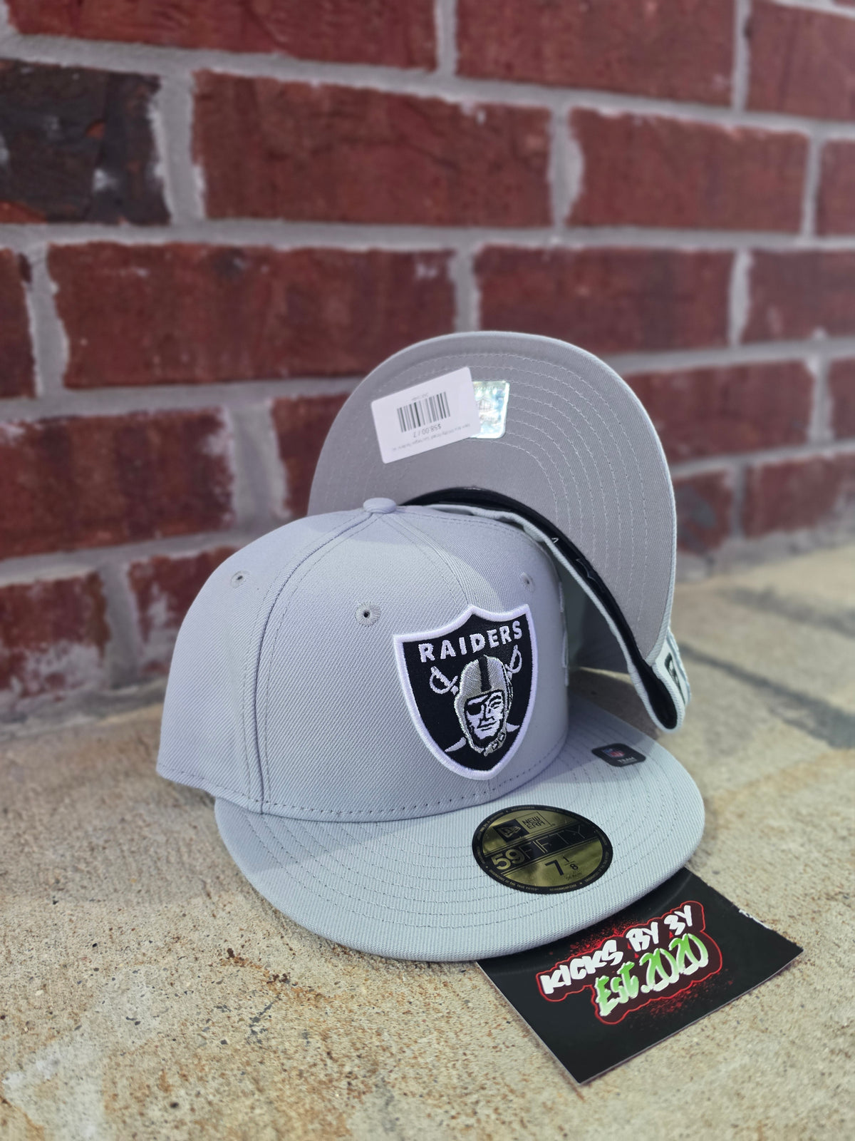 New Era 59Fifty Fitted "Las Vegas Raiders" 60932299 SIde Script