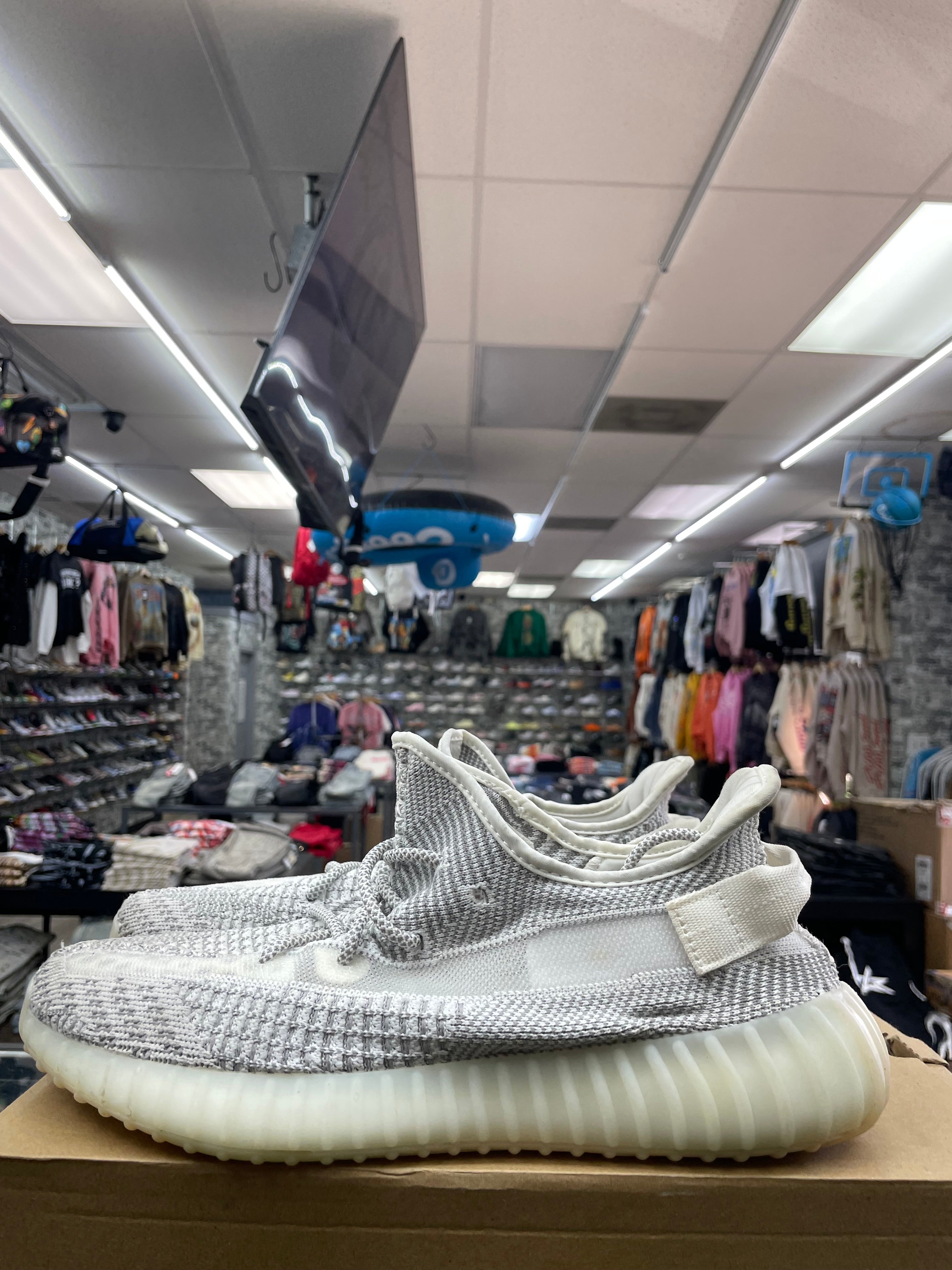 Yeezy Boost 350 “Static” *Size 10.5 Preowned*