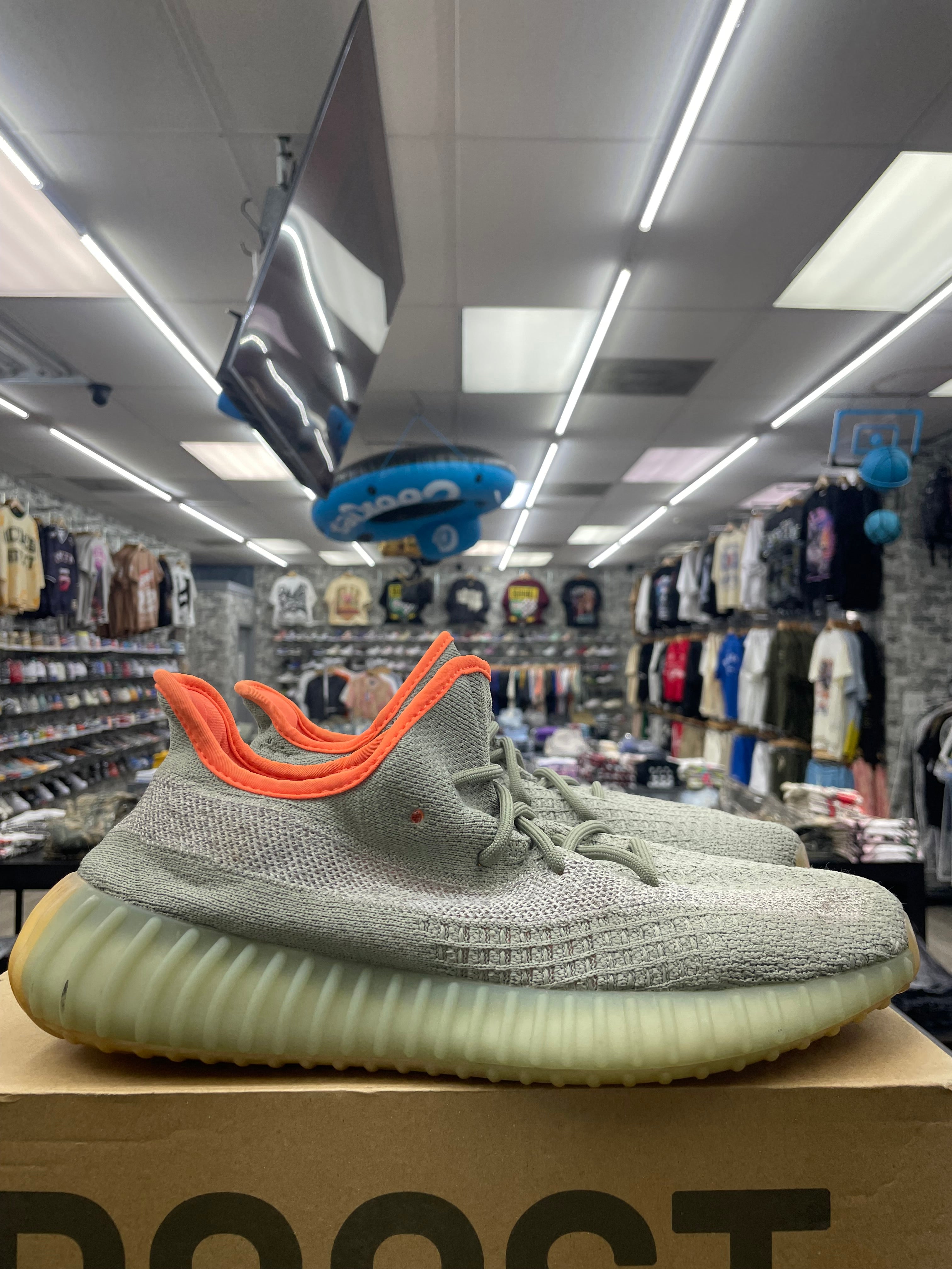 Yeezy 350 V2 "Desert Sage" *Size 10.5 Preowned*