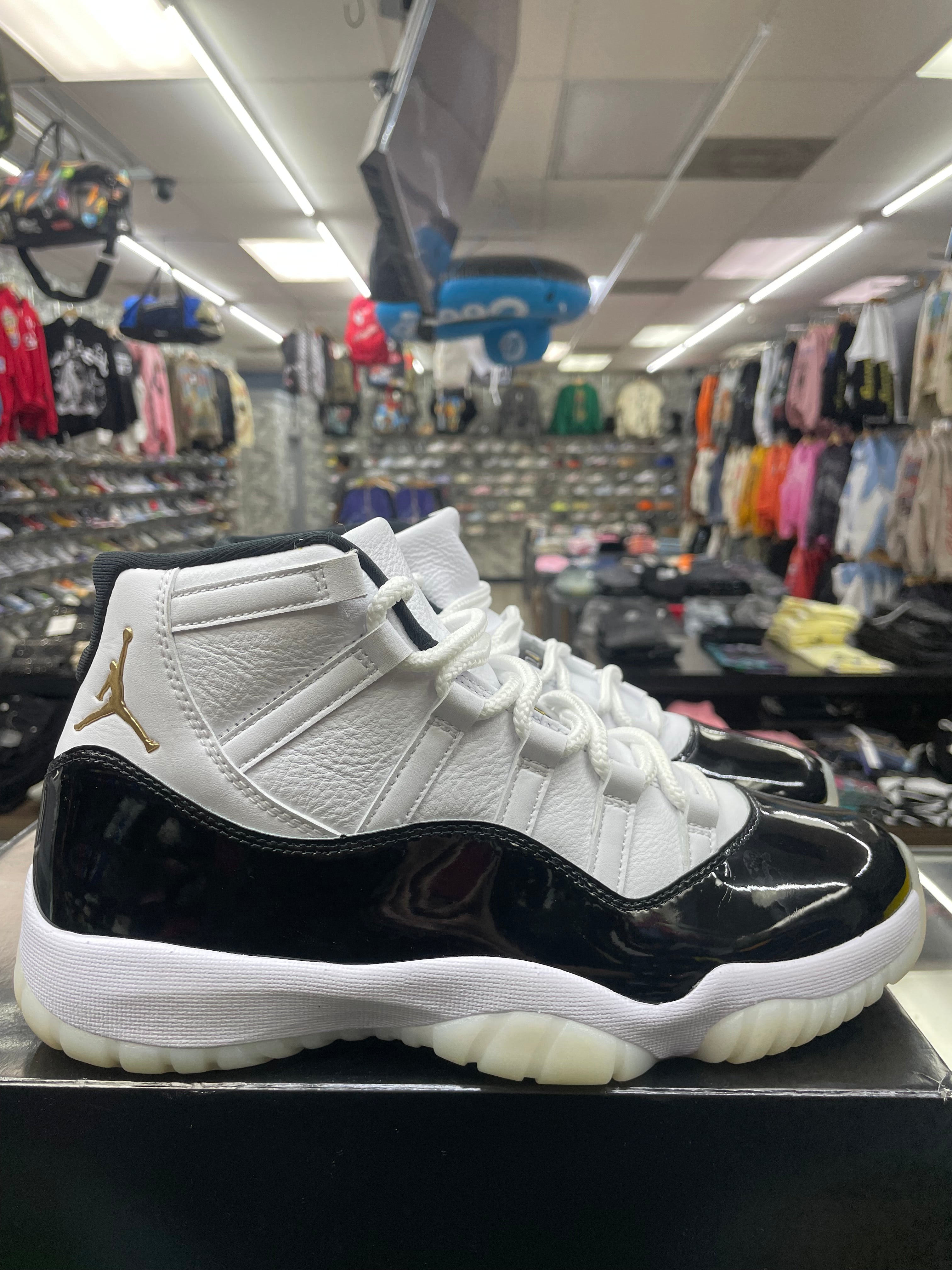 Air Jordan Retro 11 “Dmp Gratitude” *Size 9.5 Preowned*