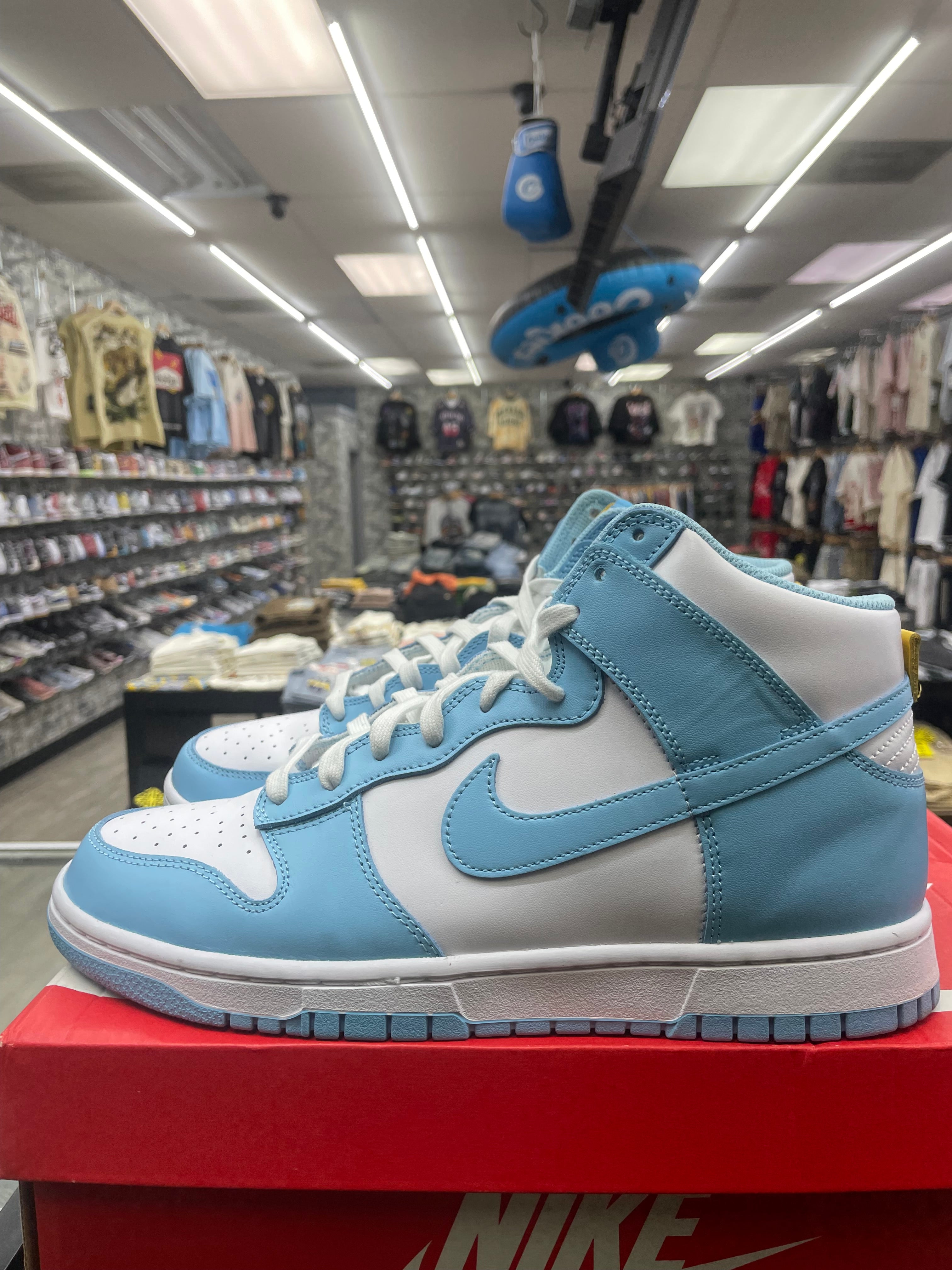 Nike Dunk High “Blue Chill” *Size 10 Preowned*