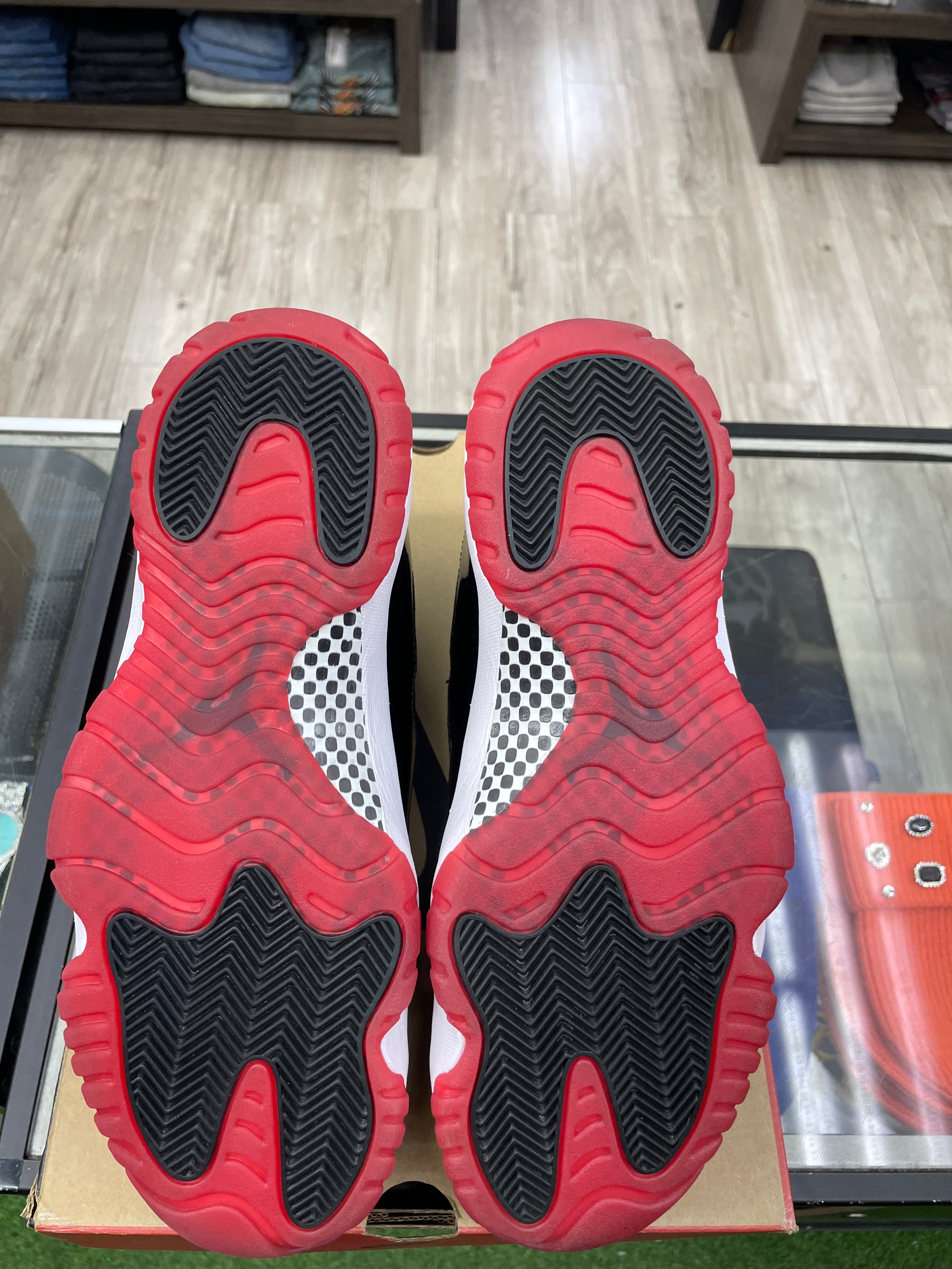 Air Jordan Retro 11 “Playoffs Bred” *Size 12 Preowned*