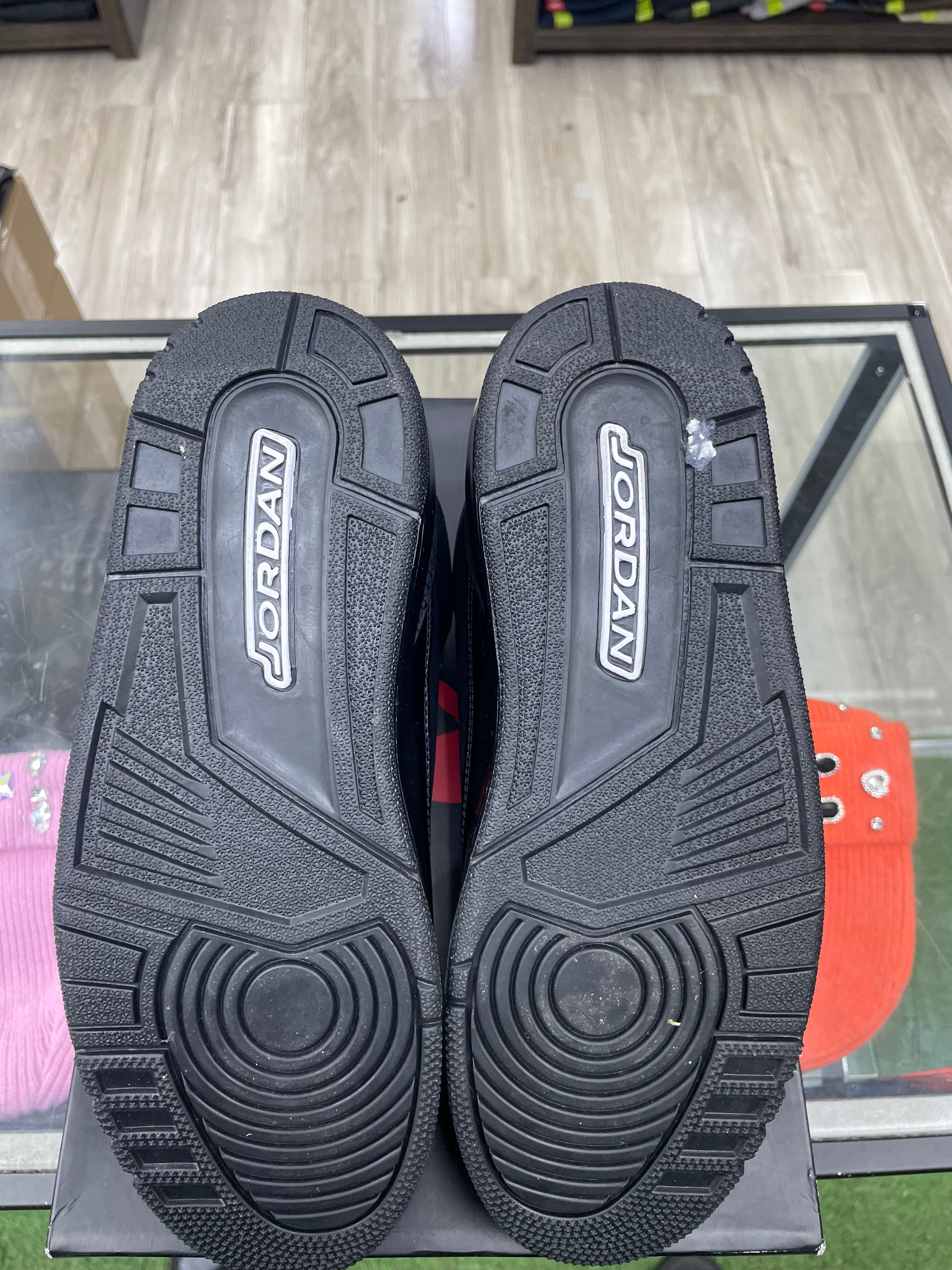 Air Jordan Retro 3 “Black Cat” *Size 8.5 Preowned*