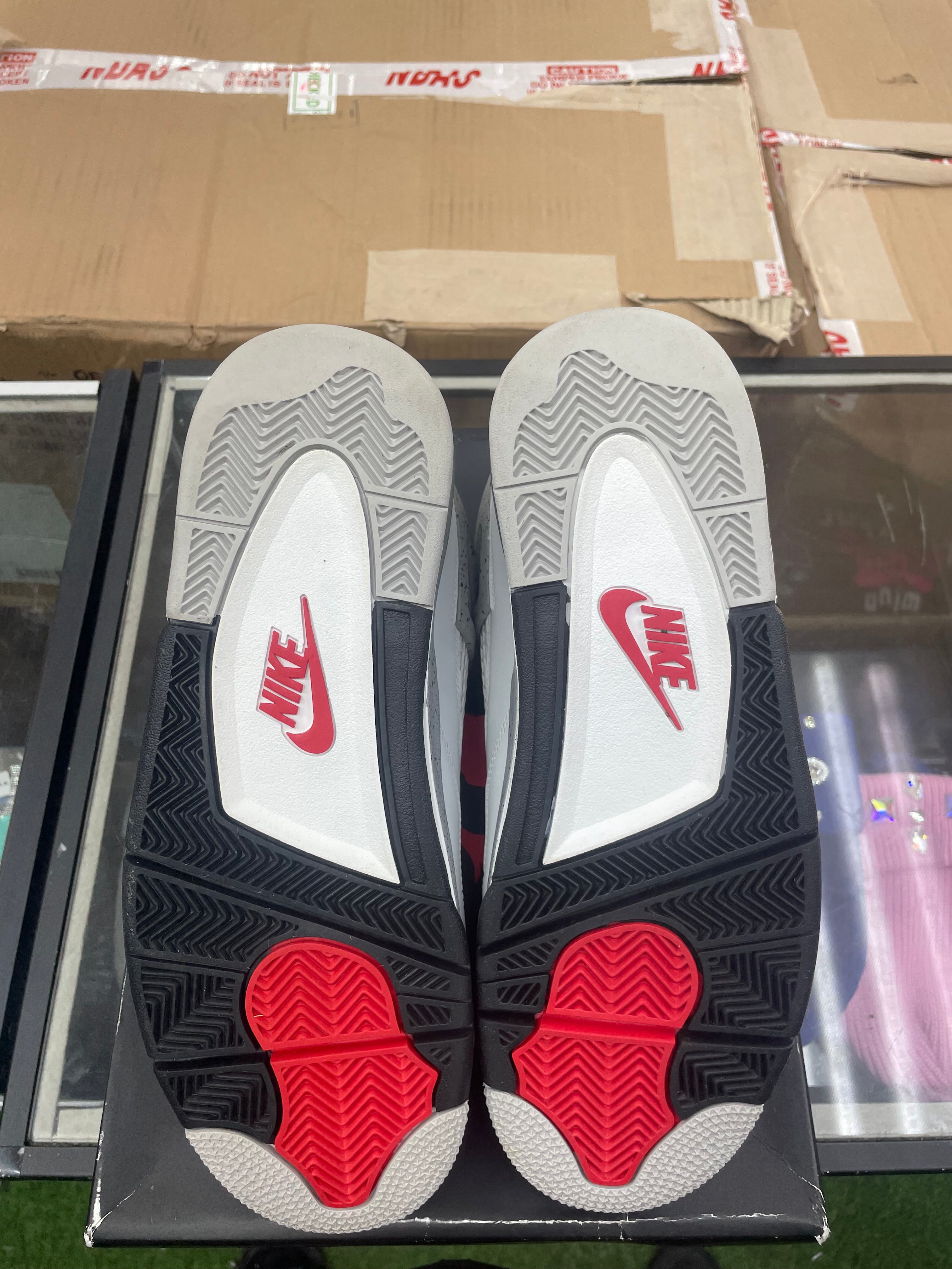 Air Jordan Retro 4 “White Cement” *Size 9 Preowned*