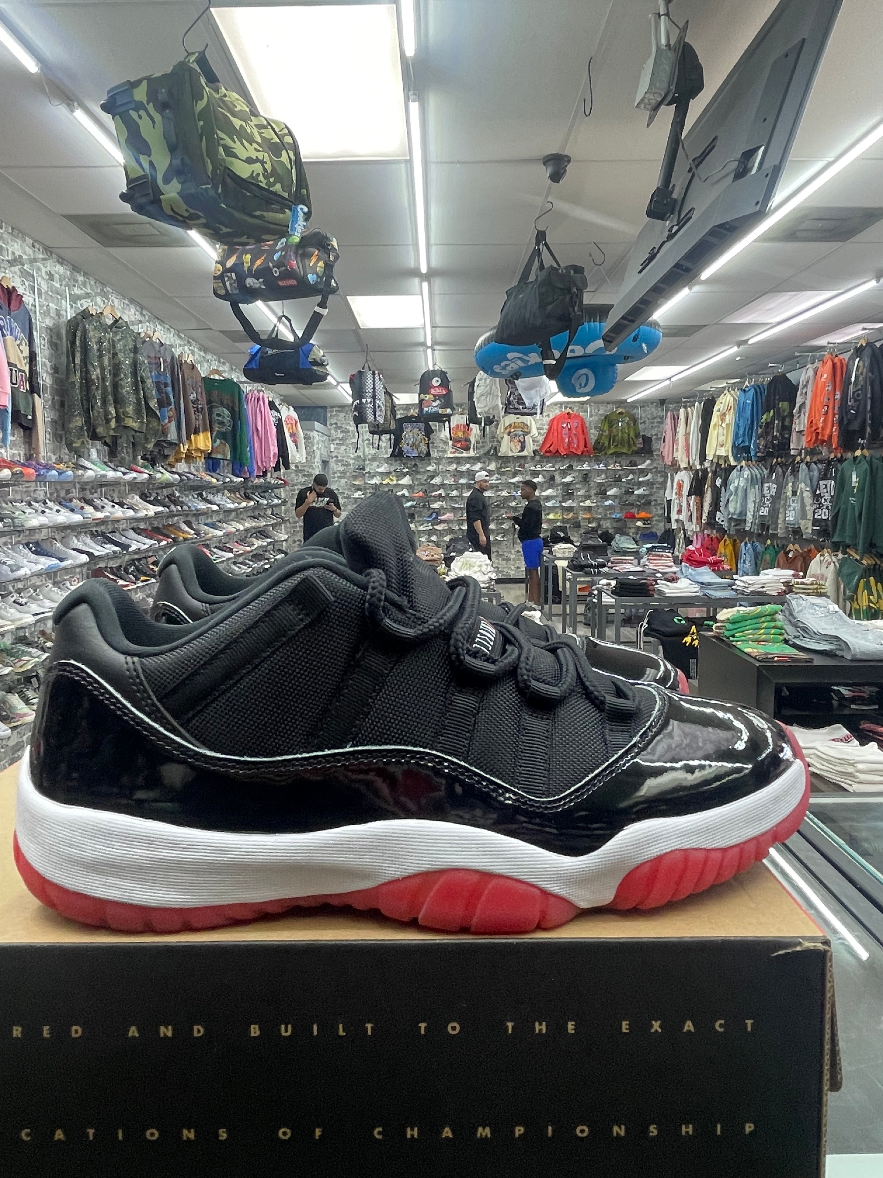 Air Jordan Retro 11 "Bred" *Size 12 Preowned*