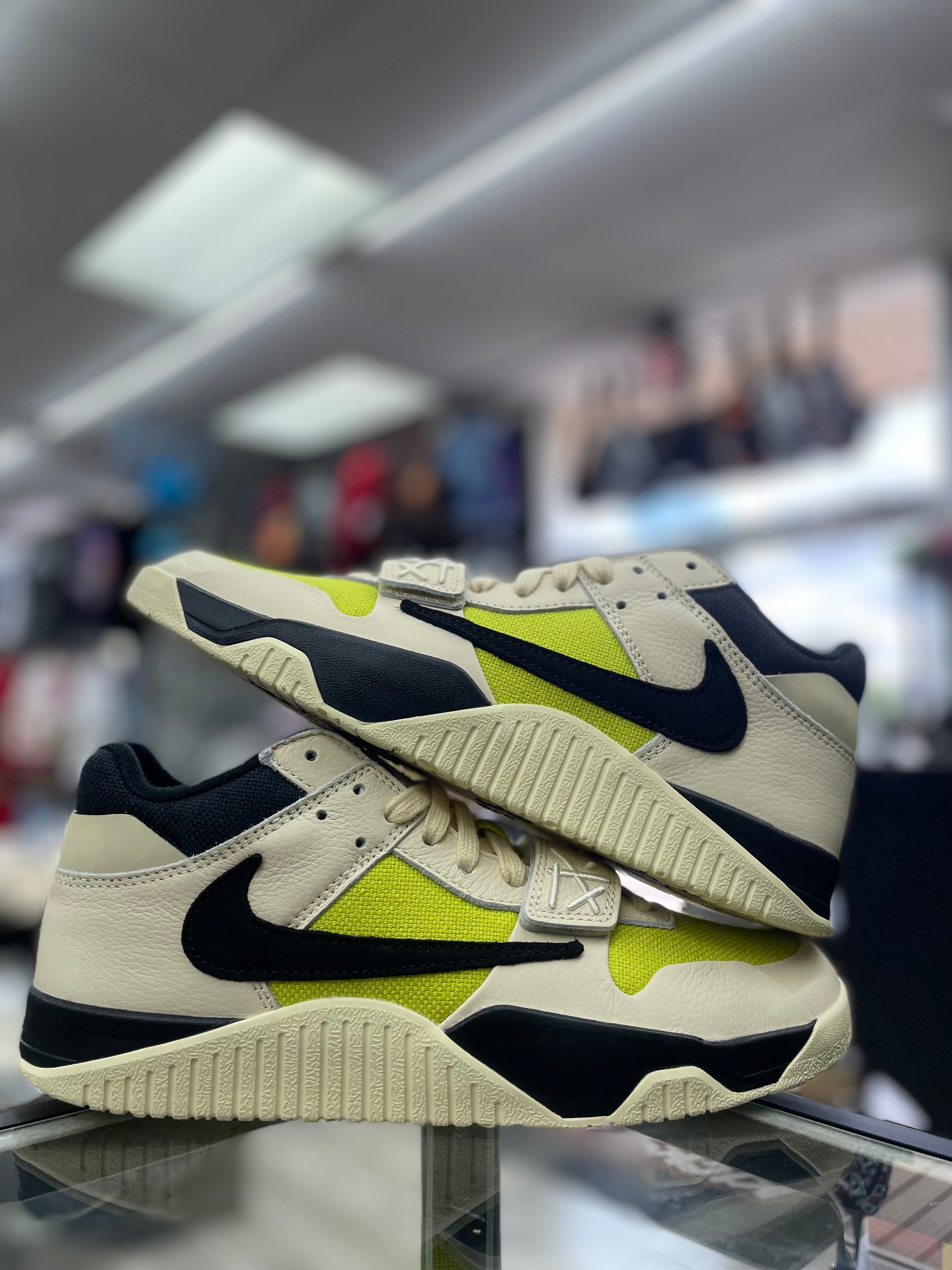 Air Jordan Jumpman “Travis Scott Bright Cactus”