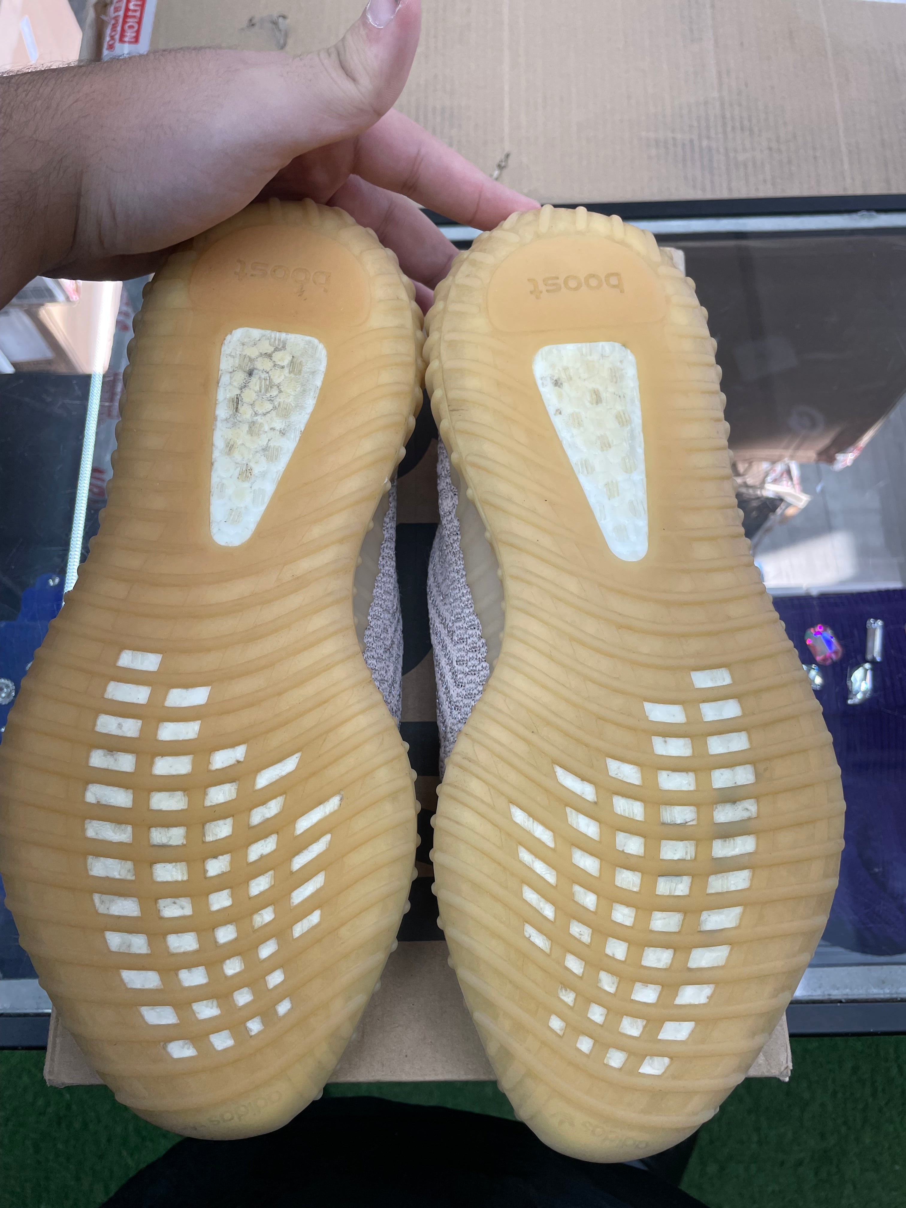 Yeezy Boost 350 “Synth” *Size 10.5 Preowned*