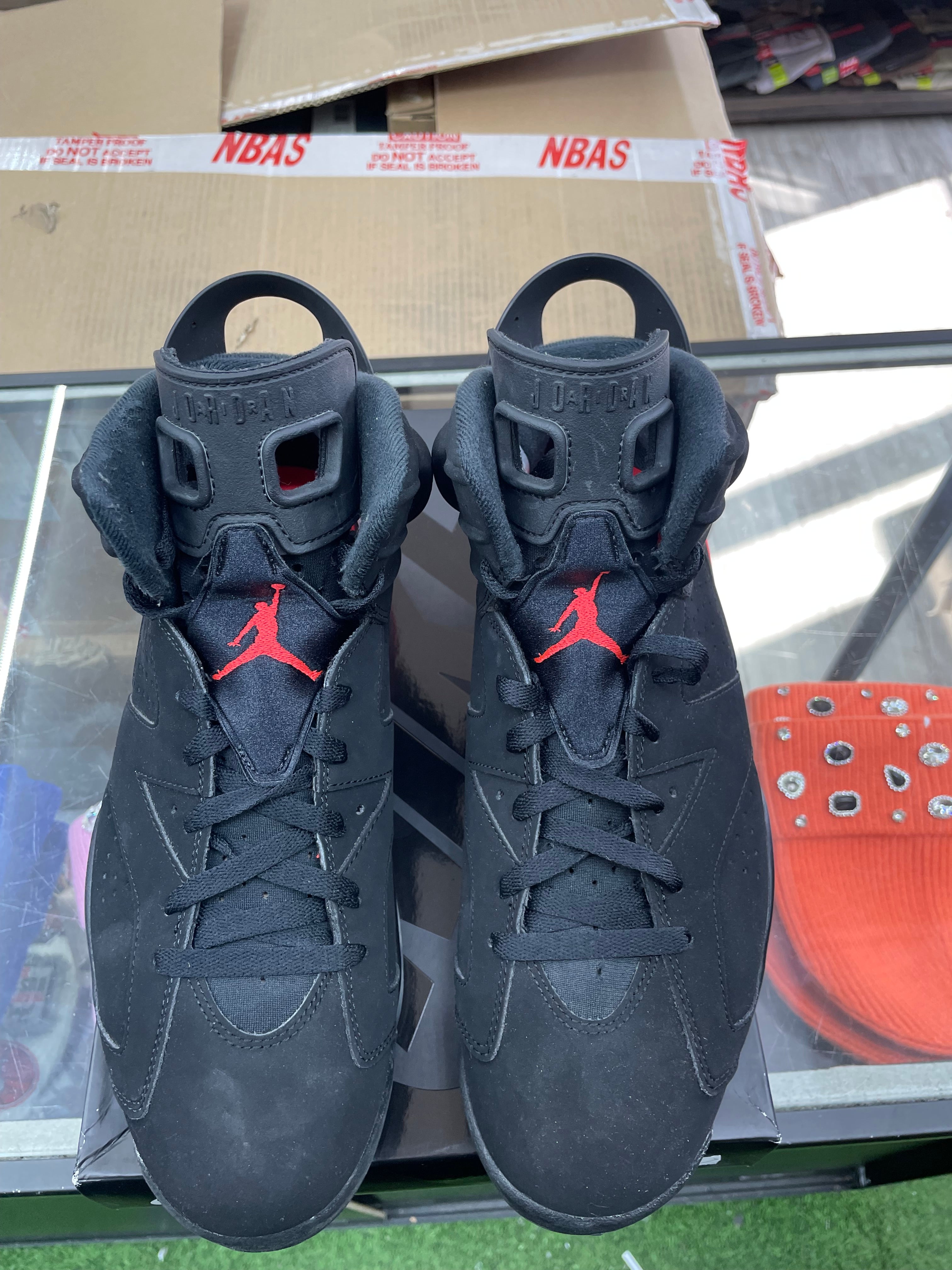 Air Jordan Retro 6 “Infared” *Size 11 Preowned*