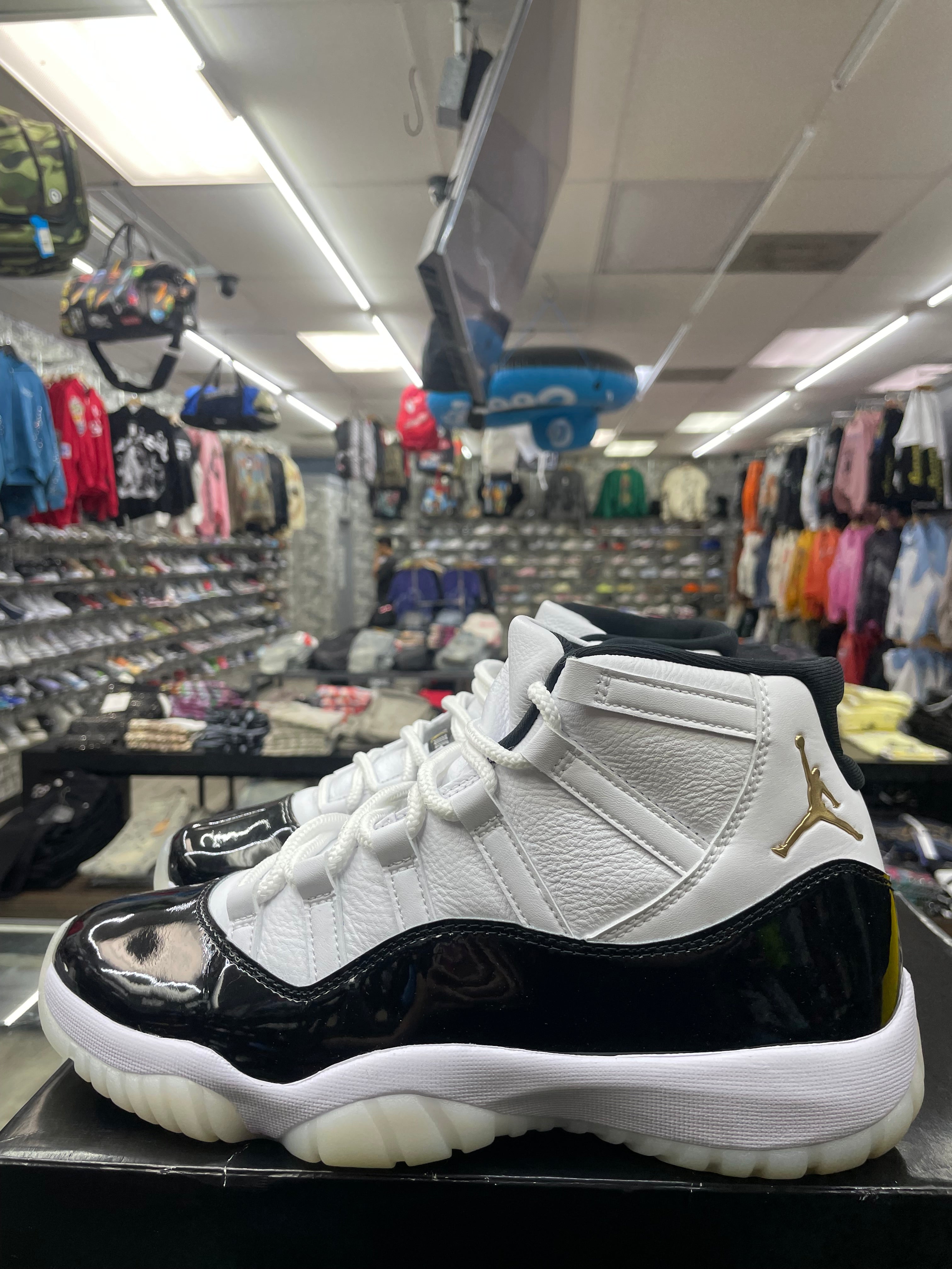 Air Jordan Retro 11 “Dmp Gratitude” *Size 9.5 Preowned*