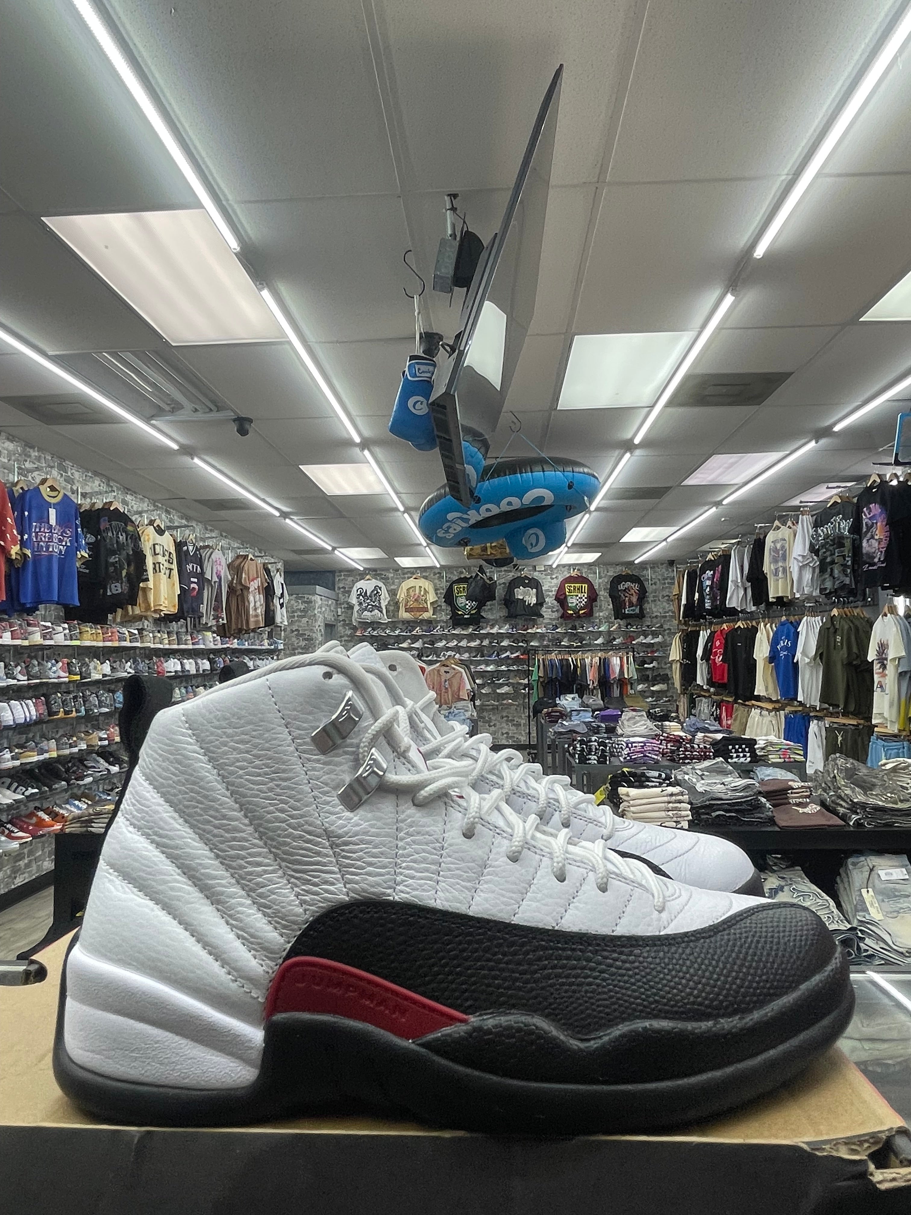 Air Jordan Retro 12 “Taxi Flip” *Size 8 Preowned*