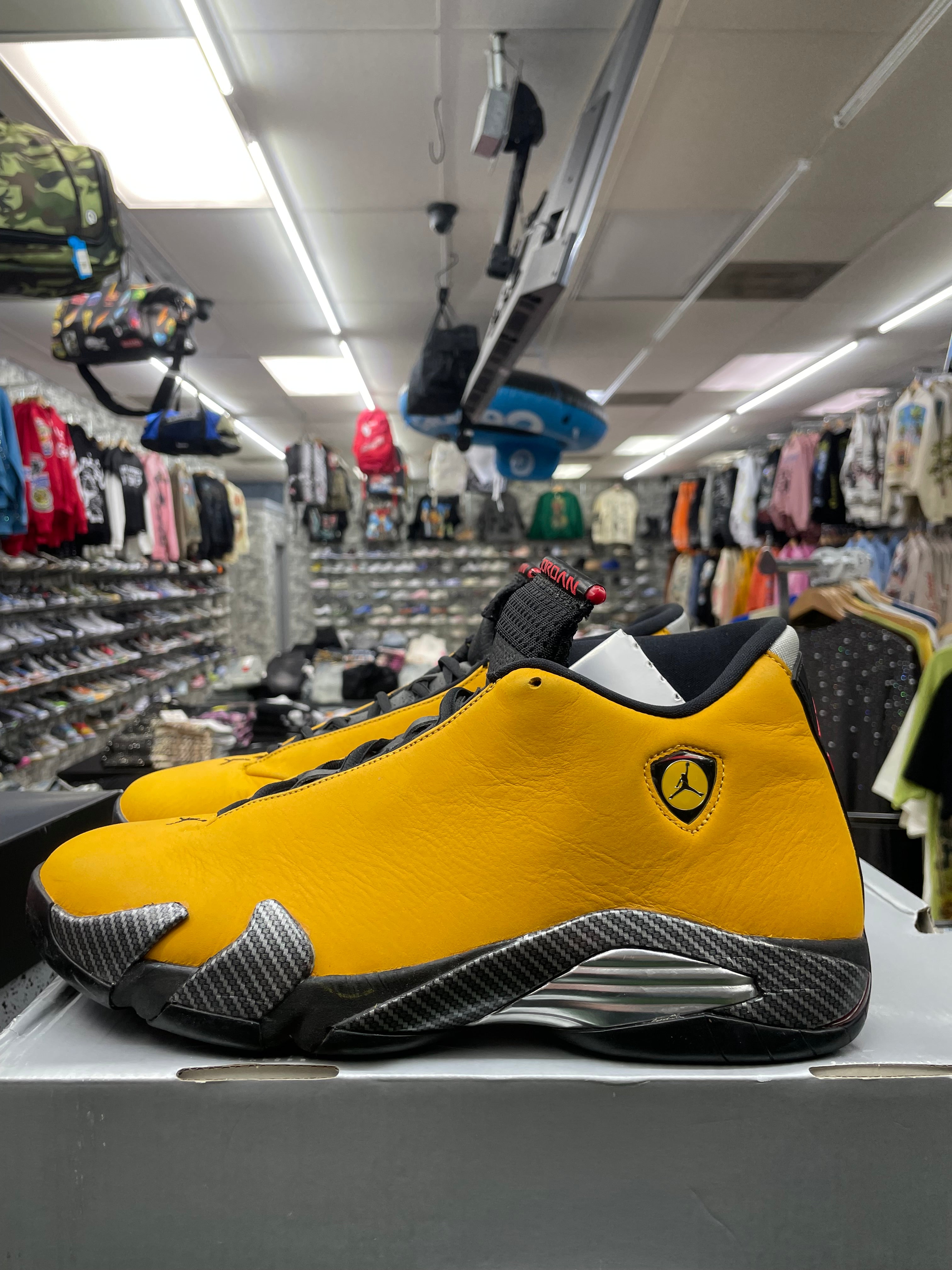 Air Jordan Retro 14 “University Gold” *Size 12 Preowned*