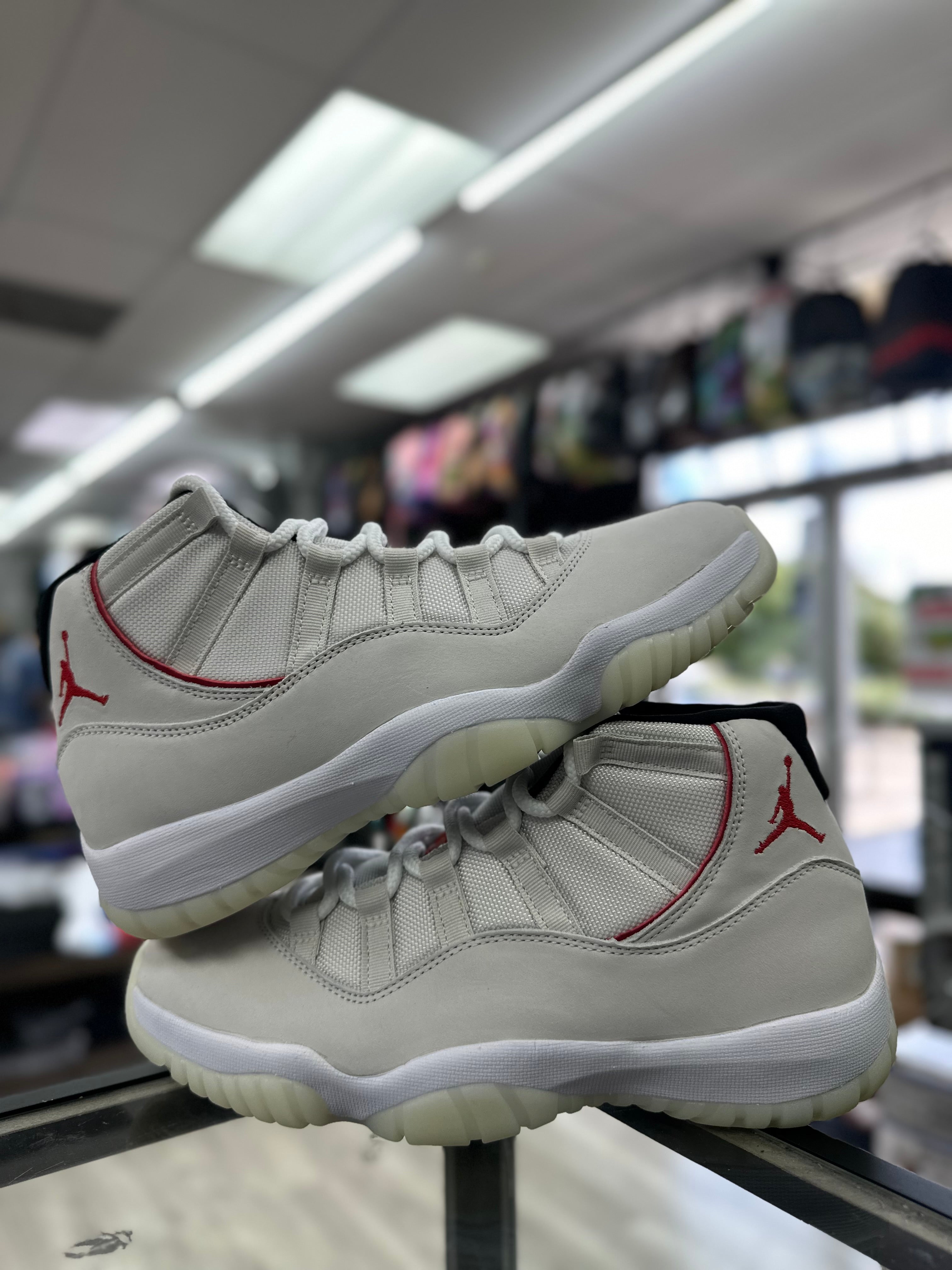 Air Jordan Retro 11 Platinum Tint