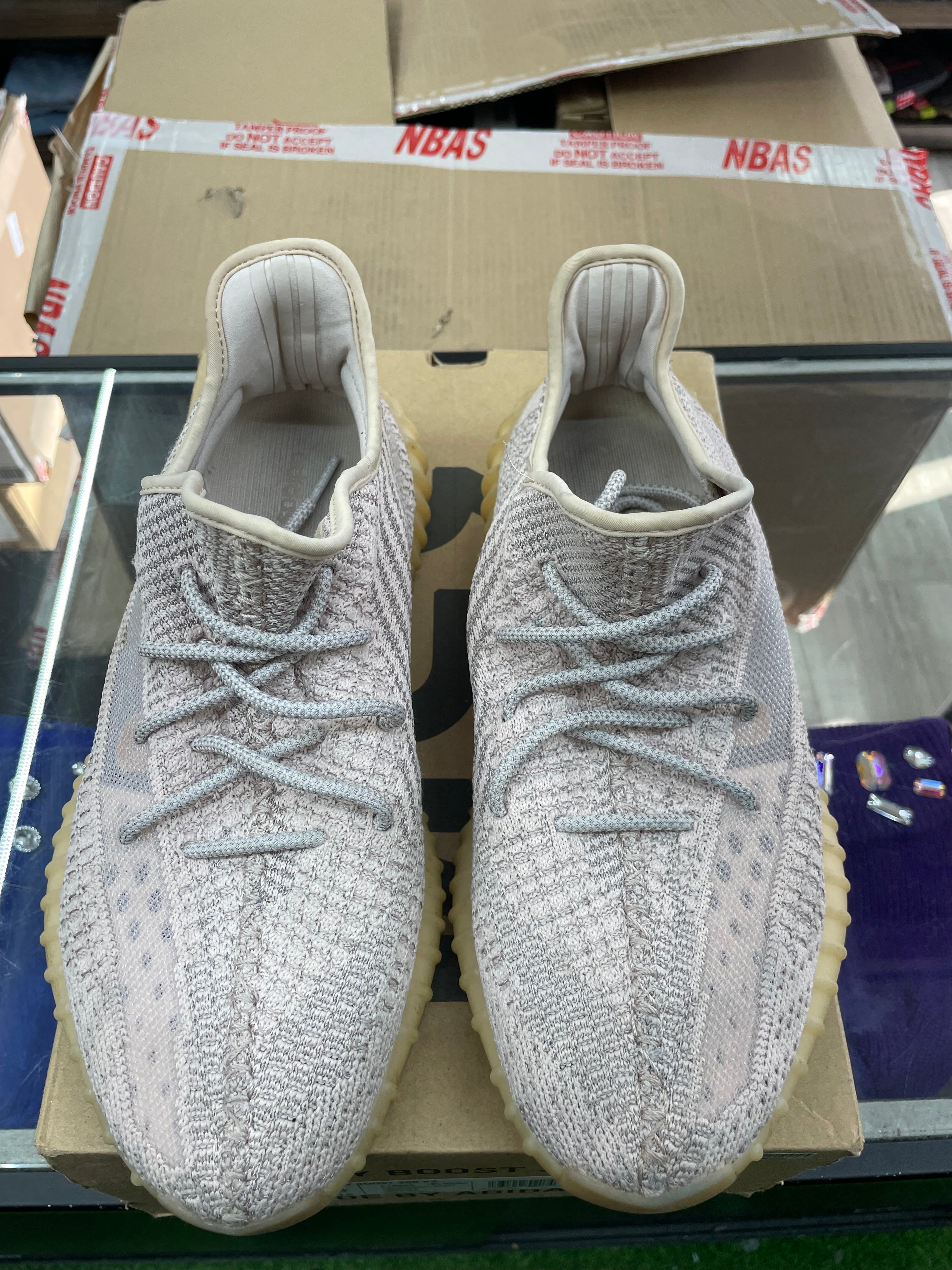 Yeezy Boost 350 “Synth” *Size 10.5 Preowned*