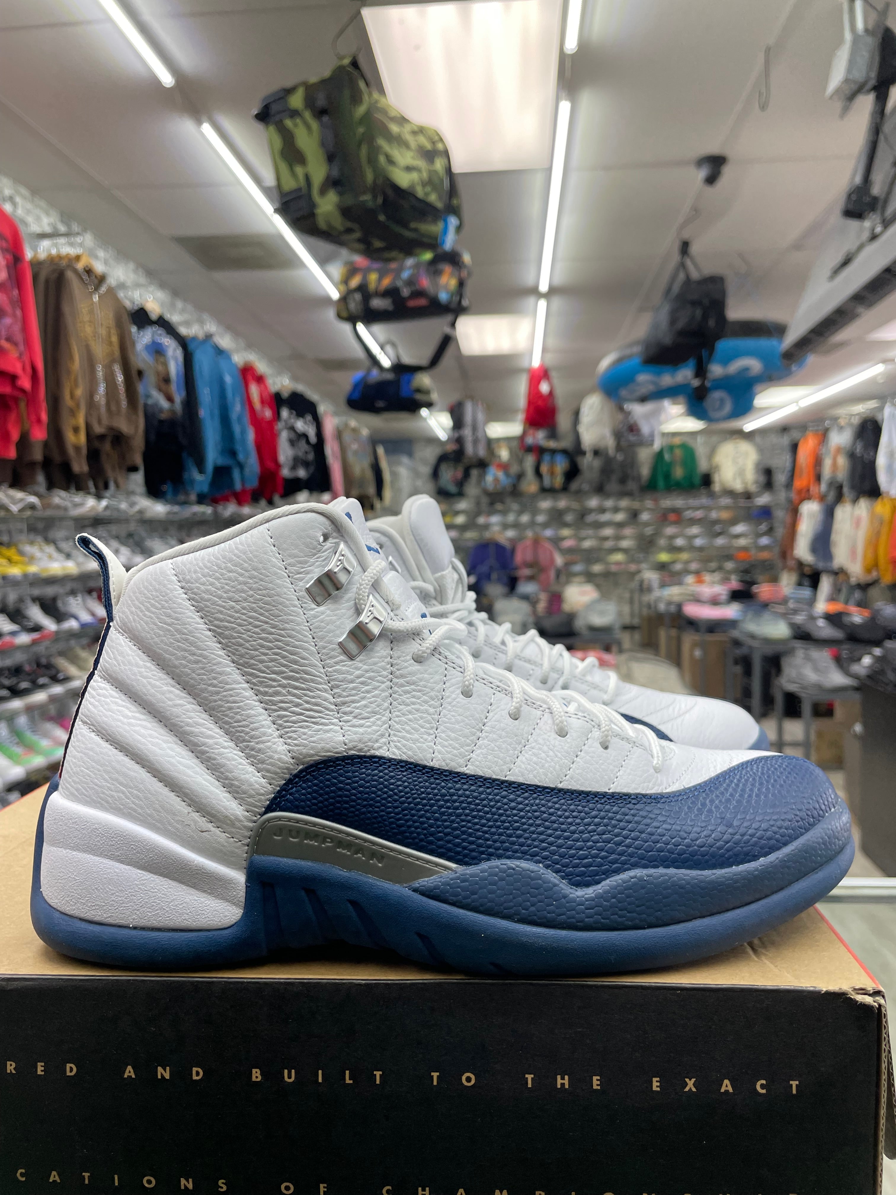 Air Jordan Retro 12 “French Blue” *Size 9.5 Preowned*