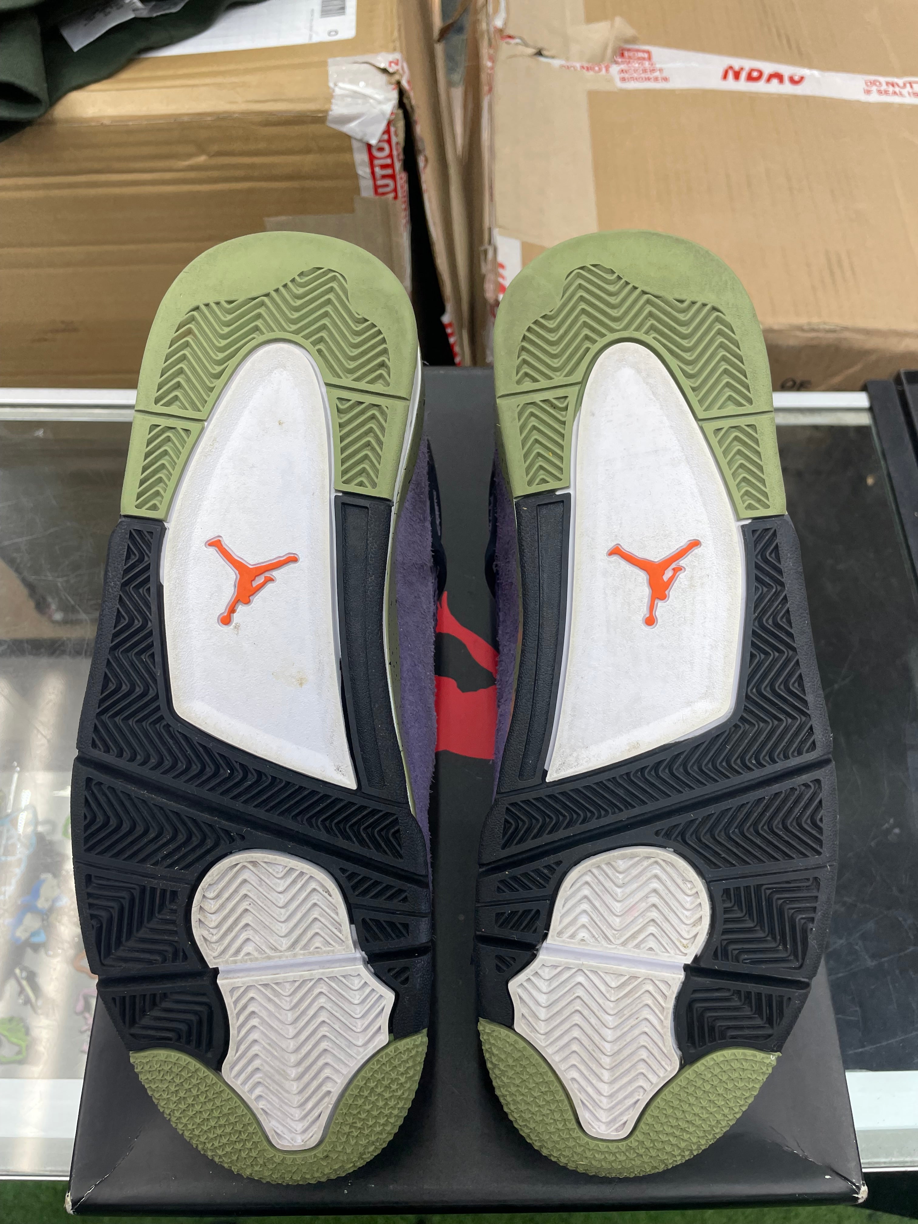 Air Jordan Retro 4 “Canyon Purple” *Size 10 Preowned*