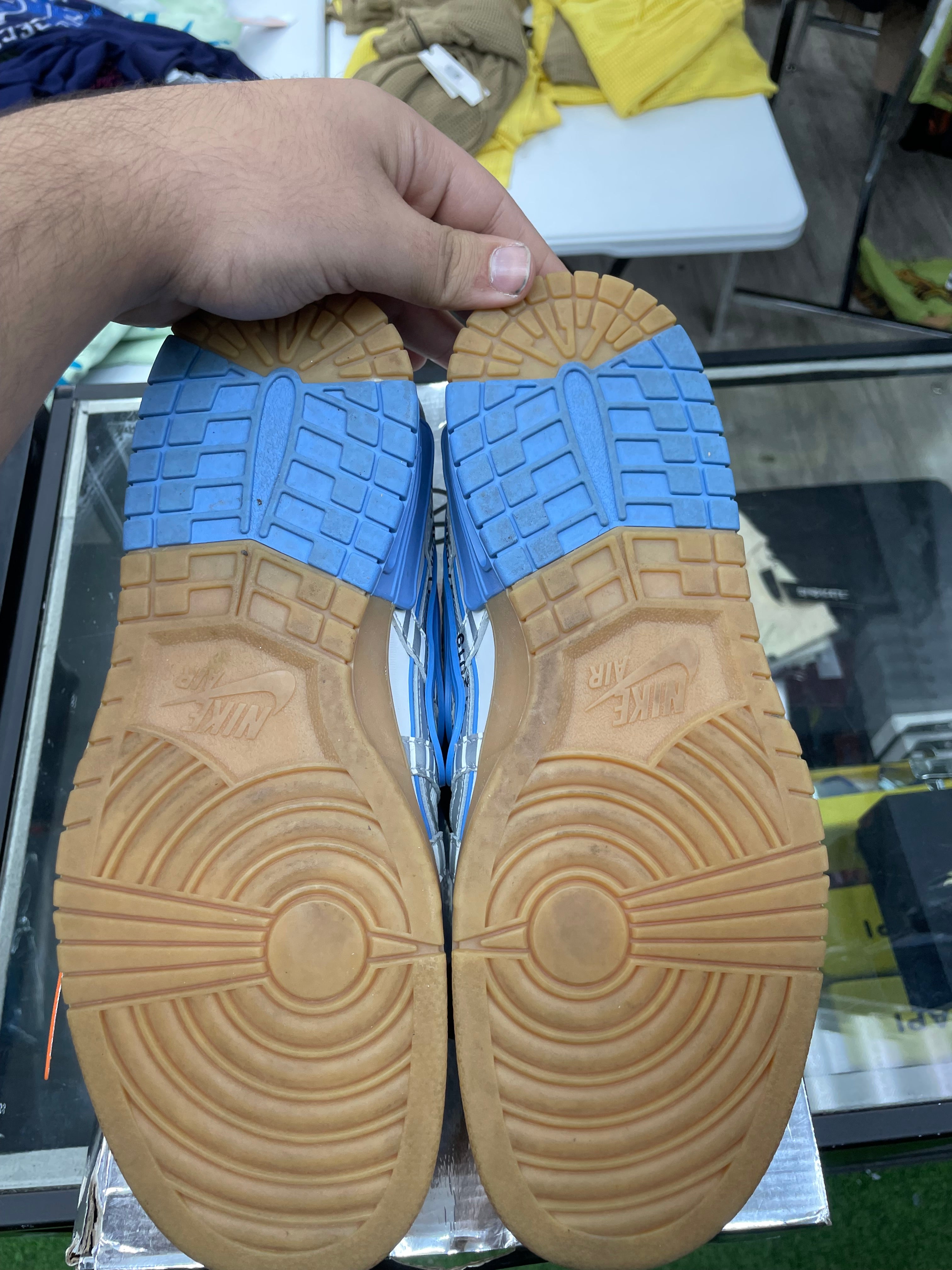 Nike Air Rubber Dunk “Off-White UNC” *Size 12 Preowned*