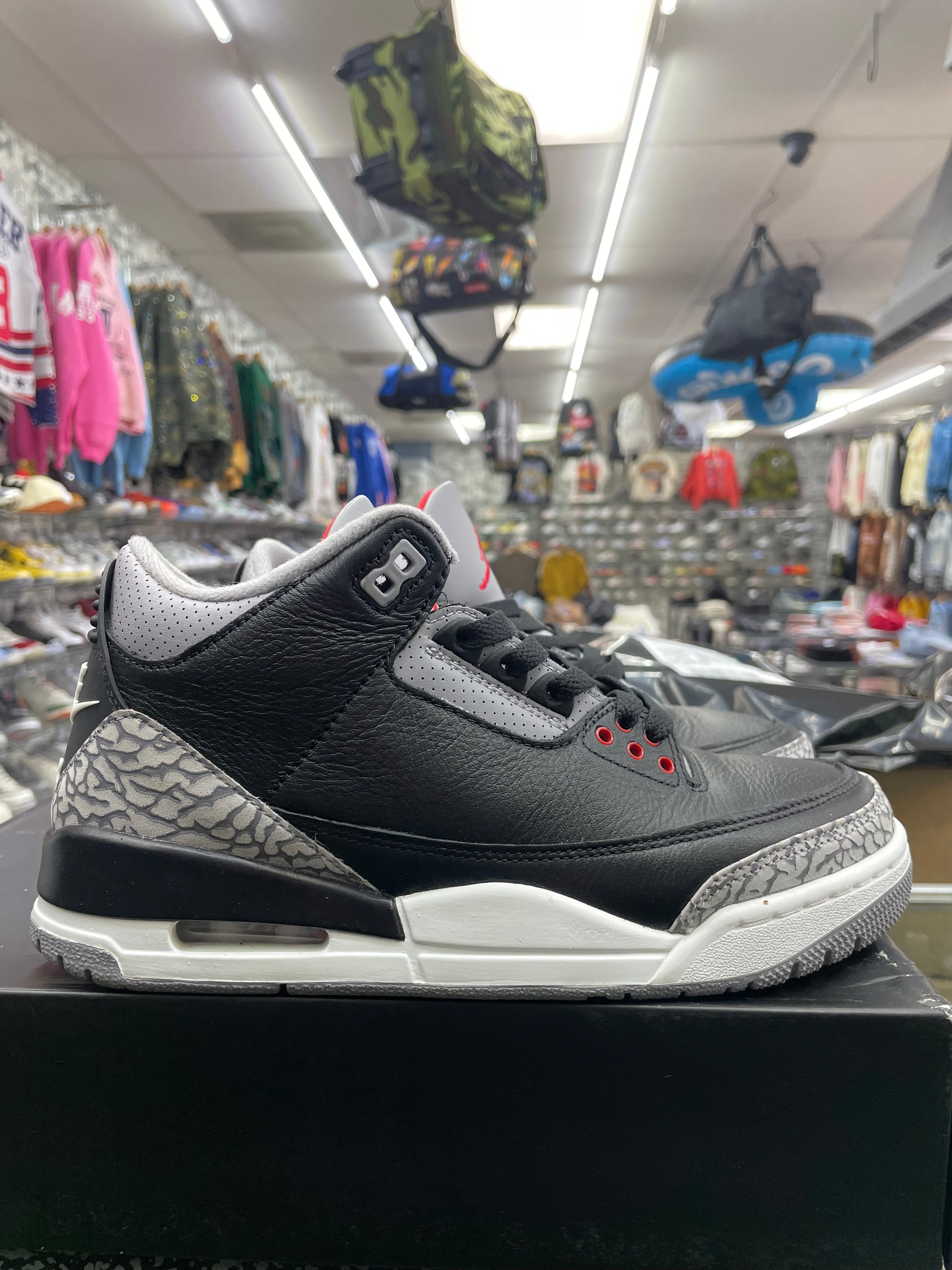 Air Jordan Retro 3 “Black Cement” *Size 7.5 Preowned*