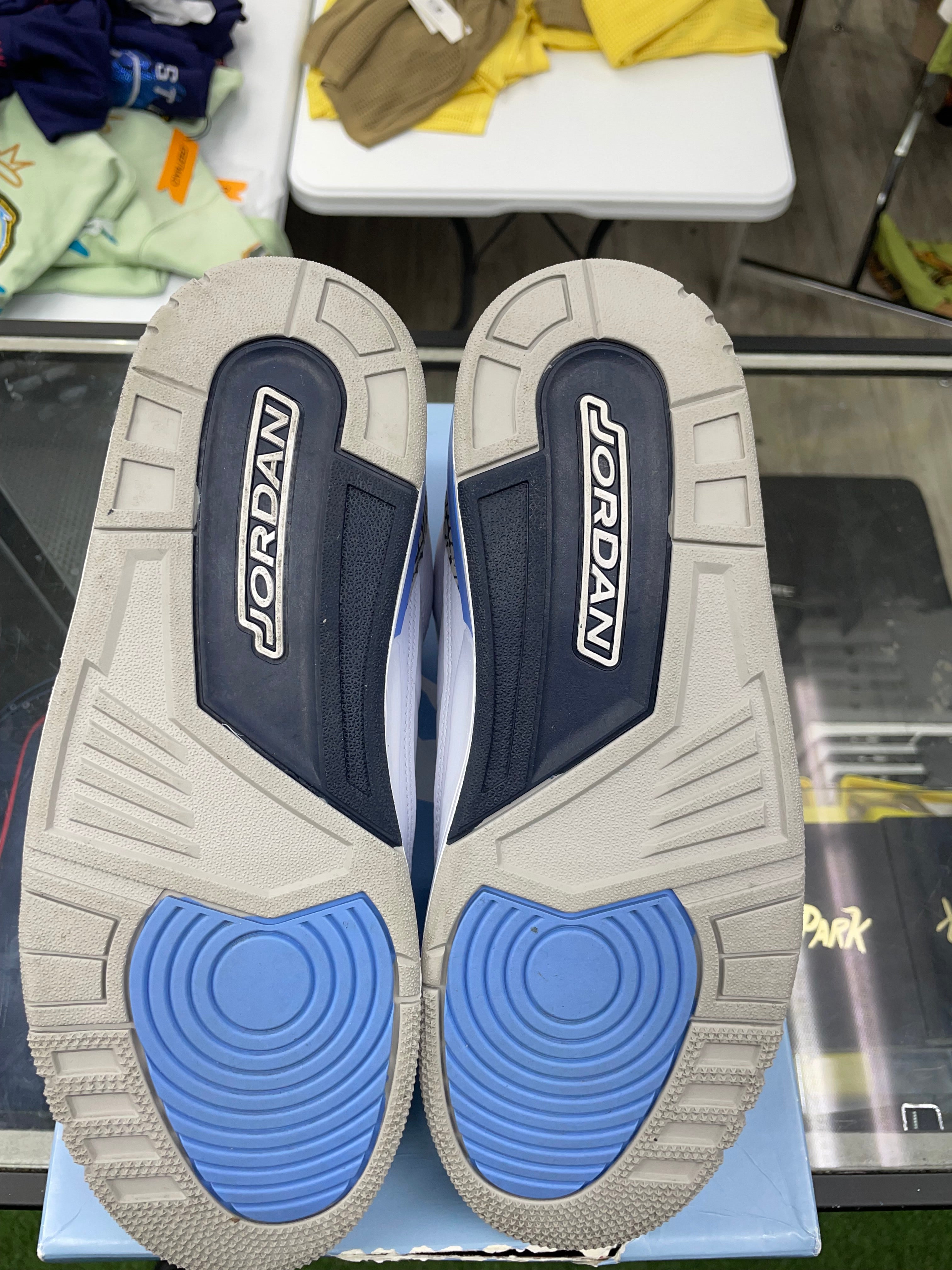 Air Jordan Retro 3 “UNC” *Size 10 Preowned*